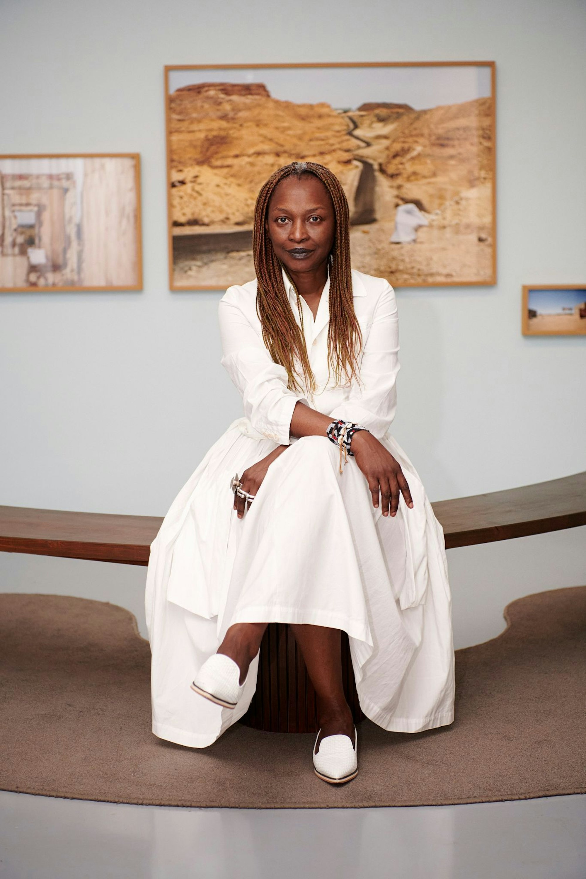 Die aus Kamerun stammende Künstlerin Koyo Kouoh sollte 2026 die 61. Ausgabe der Kunstbiennale in Venedig kuratieren.