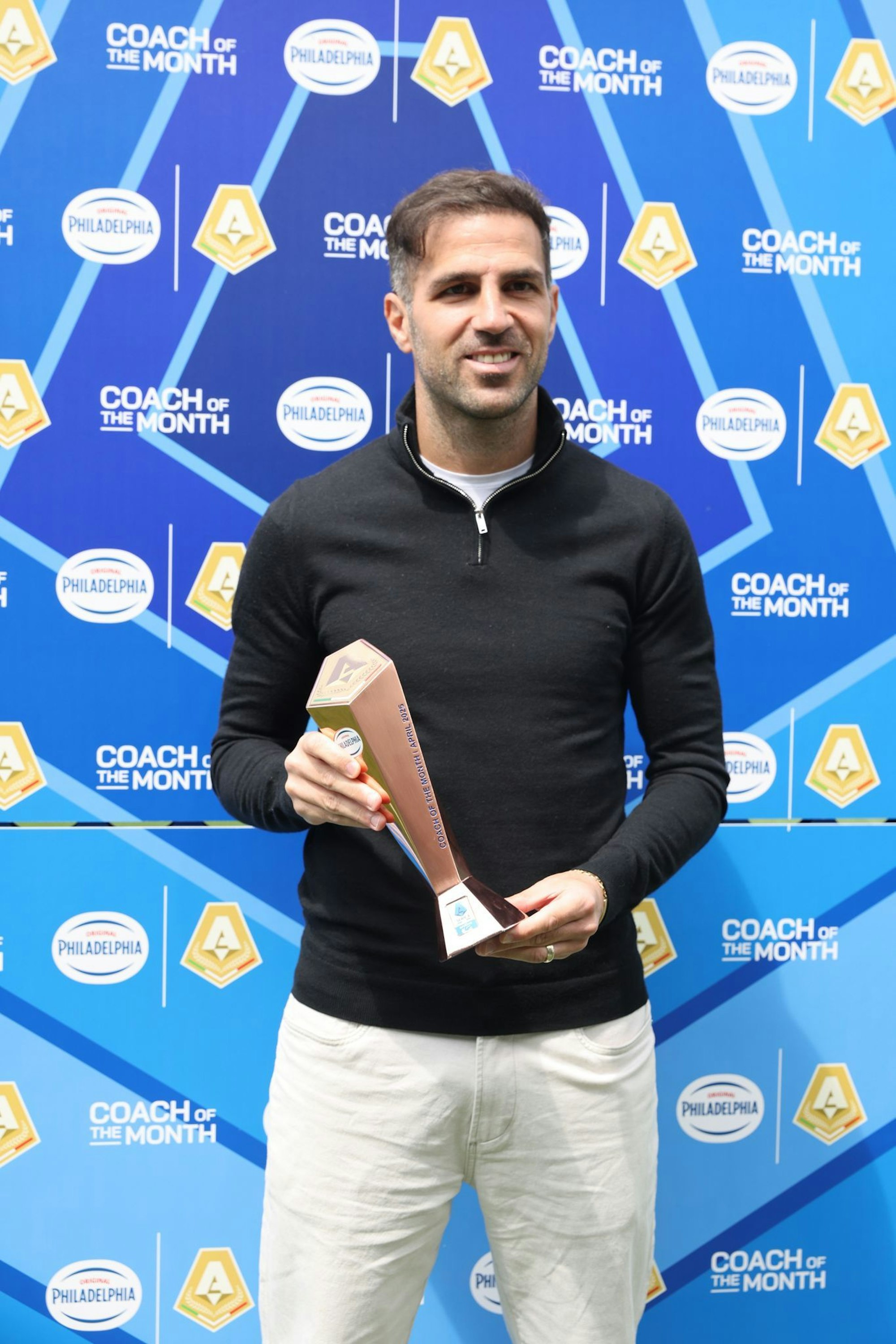 Cesc Fàbregas ist Italiens Trainer des Monats April.