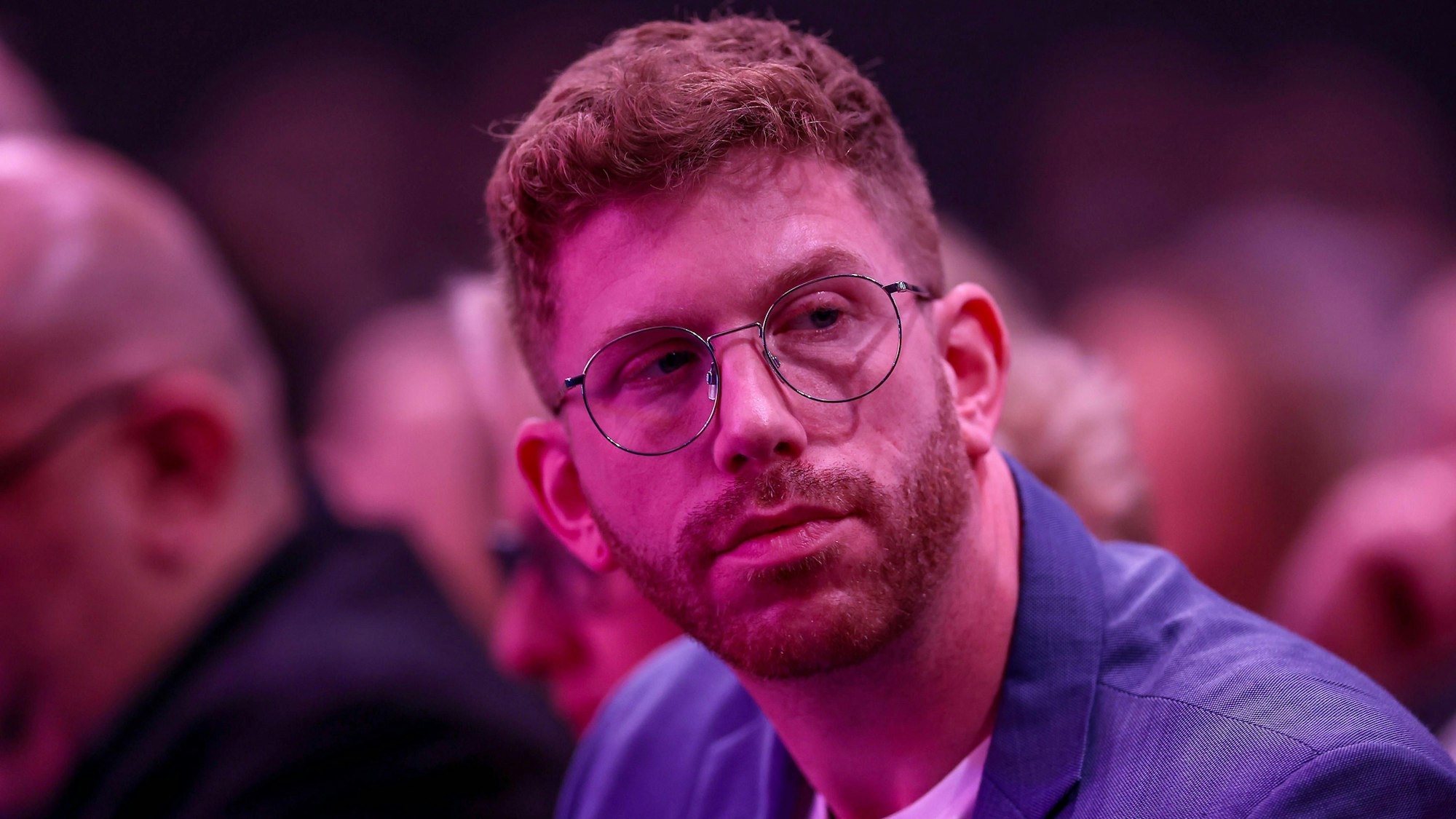 Das Bild zeigt Lars Tönsfeuerborn.