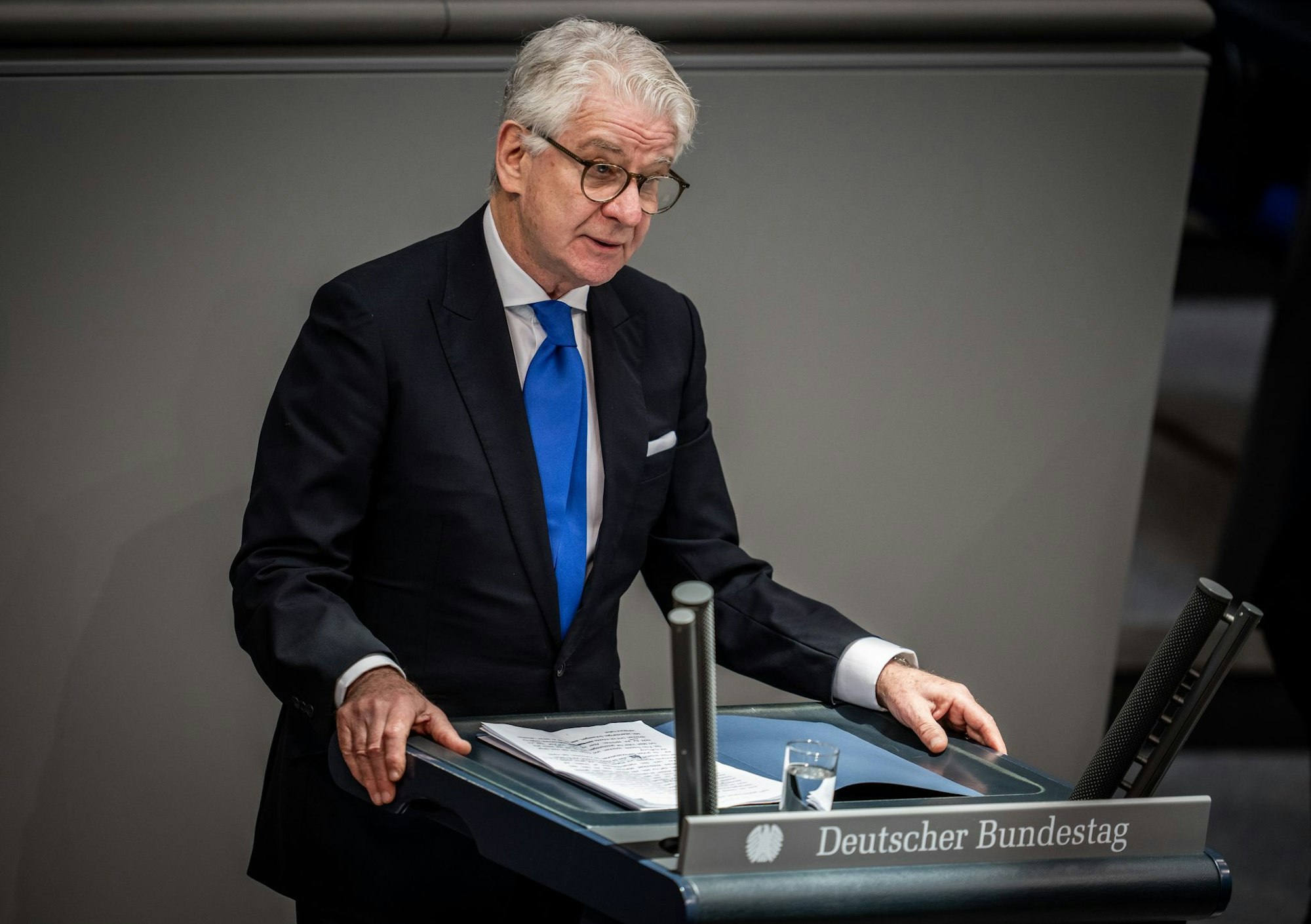 Marcel Reif ist eine der porträtierten Persönlichkeiten in der Ausstellung «Deutschland. Israel. Einblicke». (Archivbild)