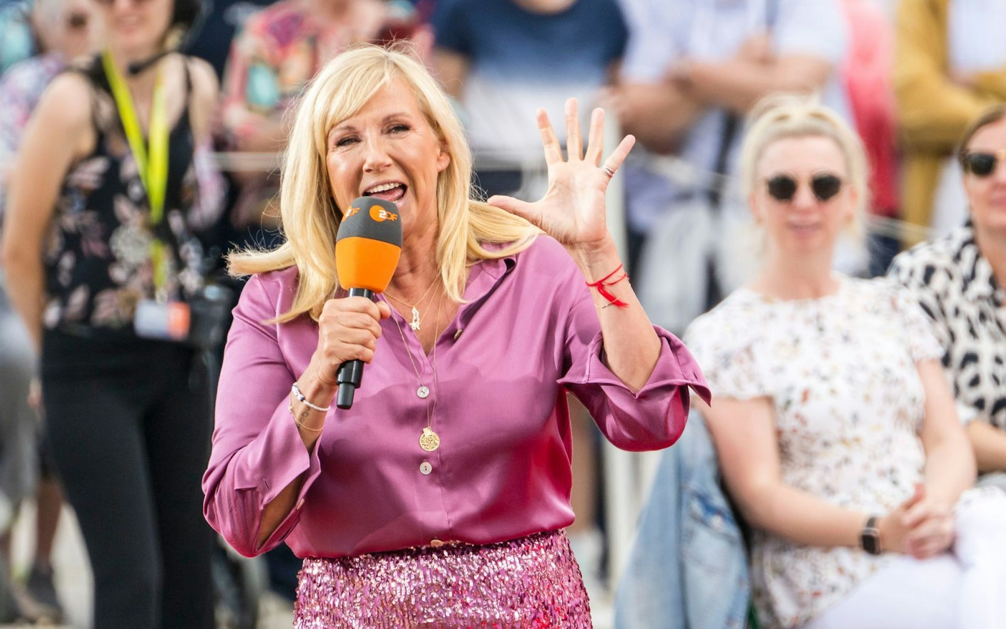 Die Absage von Abor & Tynna ärgerte „Fernsehgarten“-Moderatorin Andrea Kiewel gewaltig. (Bild: 2024 Getty Images/Thomas Lohnes)