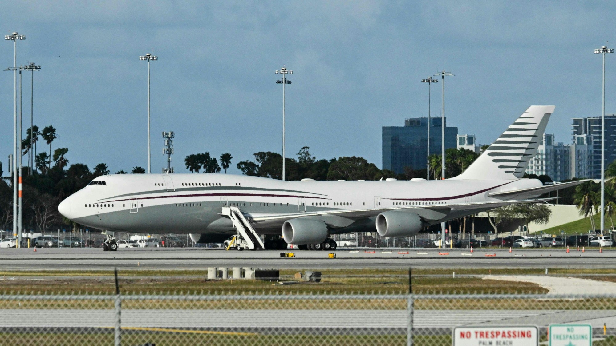 Eine Boeing 747. Donald Trump plant, den luxuriösen Boeing-Jet von der katarischen Königsfamilie als Air Force One zu übernehmen und nach seiner Amtszeit weiter damit zu fliegen.