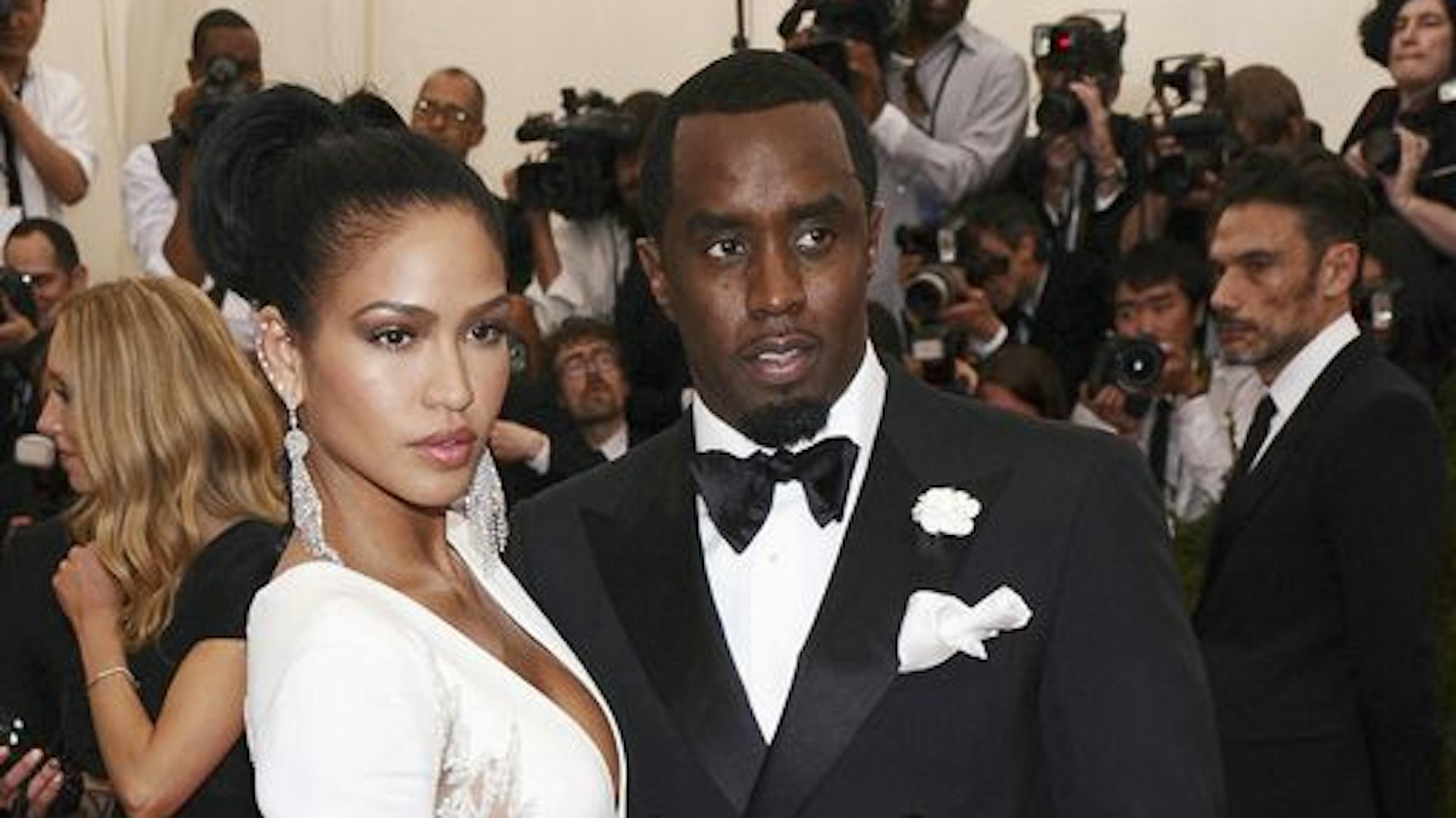Cassie Ventura (l) und Sean "Diddy" Combs erscheinen bei der Benefizgala des Metropolitan Museum of Art.