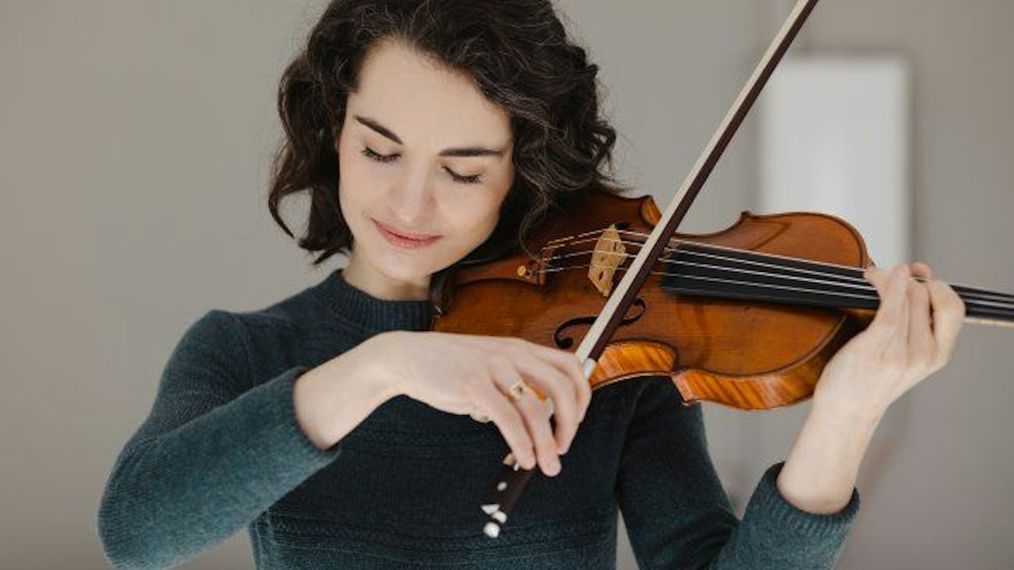Violinistin Alina Pogostkina