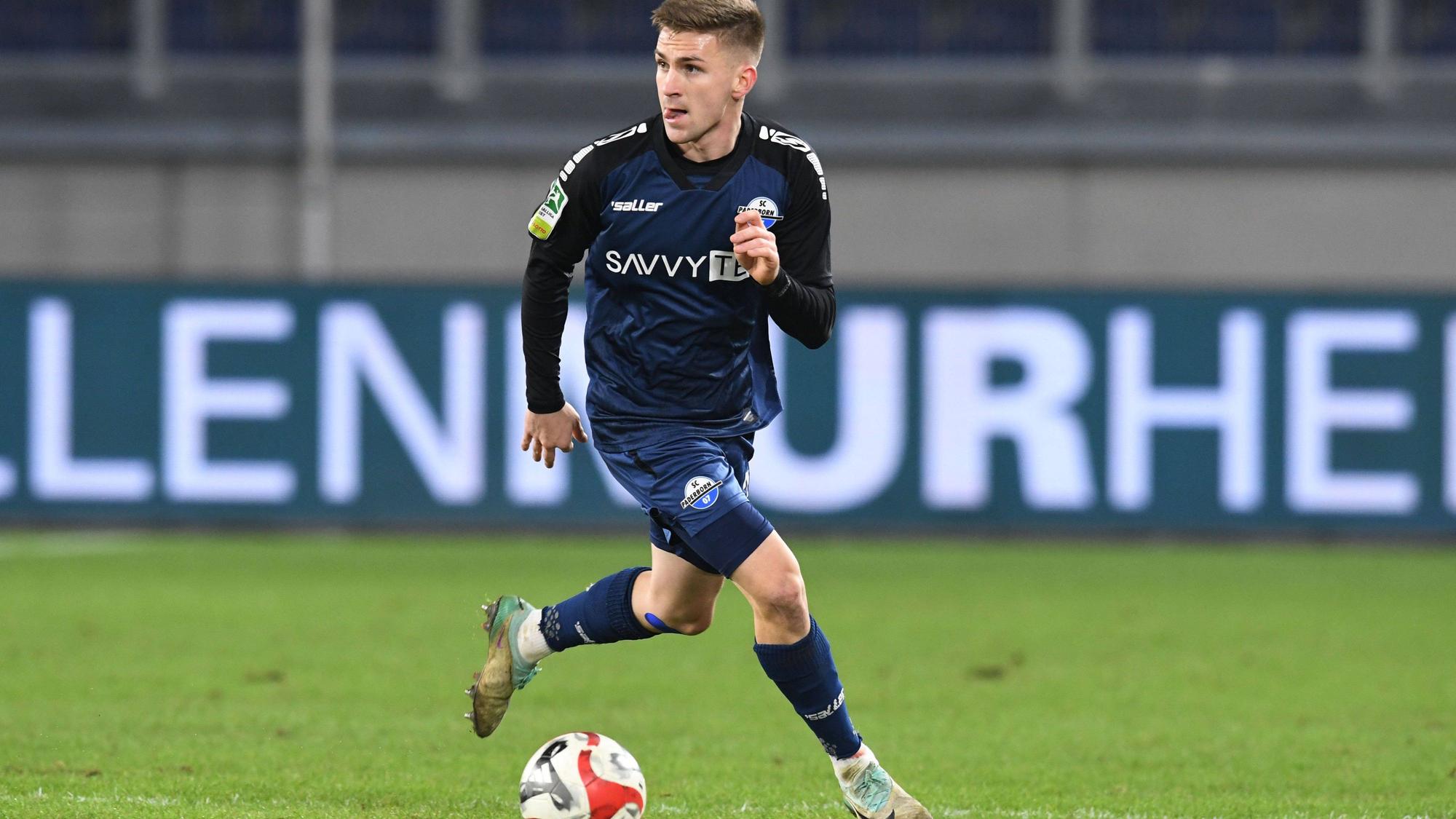 Marco Pledl SC Paderborn 07 U23 . GER, MSV Duisburg vs SC Paderborn 07 U23, Fussball, Regionalliga West, 22. Spieltag, Spielzeit 2024/2025, 14.02.2025 DFL/DFB REGULATIONS PROHIBIT ANY USE OF PHOTOGRAPHS AS IMAGE SEQUENCES AND/OR QUASI-VIDEO GER, MSV Duisburg vs SC Paderborn 07 U23, Fussball, Regionalliga West, 22. Spieltag, Spielzeit 2024/2025, 14.02.2025 Duisburg *** Marco Pledl SC Paderborn 07 U23 GER, MSV Duisburg vs SC Paderborn 07 U23, Football, Regionalliga West, Matchday 22, Season 2024 2025, 14 02 2025 DFL DFB REGULATIONS PROHIBIT ANY USE OF PHOTOGRAPHS AS IMAGE SEQUENCES AND OR QUASI VIDEO GER, MSV Duisburg vs SC Paderborn 07 U23, Football, Regionalliga West, Matchday 22, Season 2024 2025, 14 02 2025 Duisburg Copyright: xEibner-Pressefoto/ThomasxThienelx EP_TTL