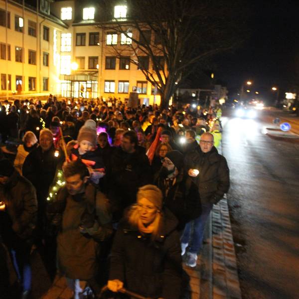 Demo der Initiative "Neunkirchen-Seelscheid ist bunt"