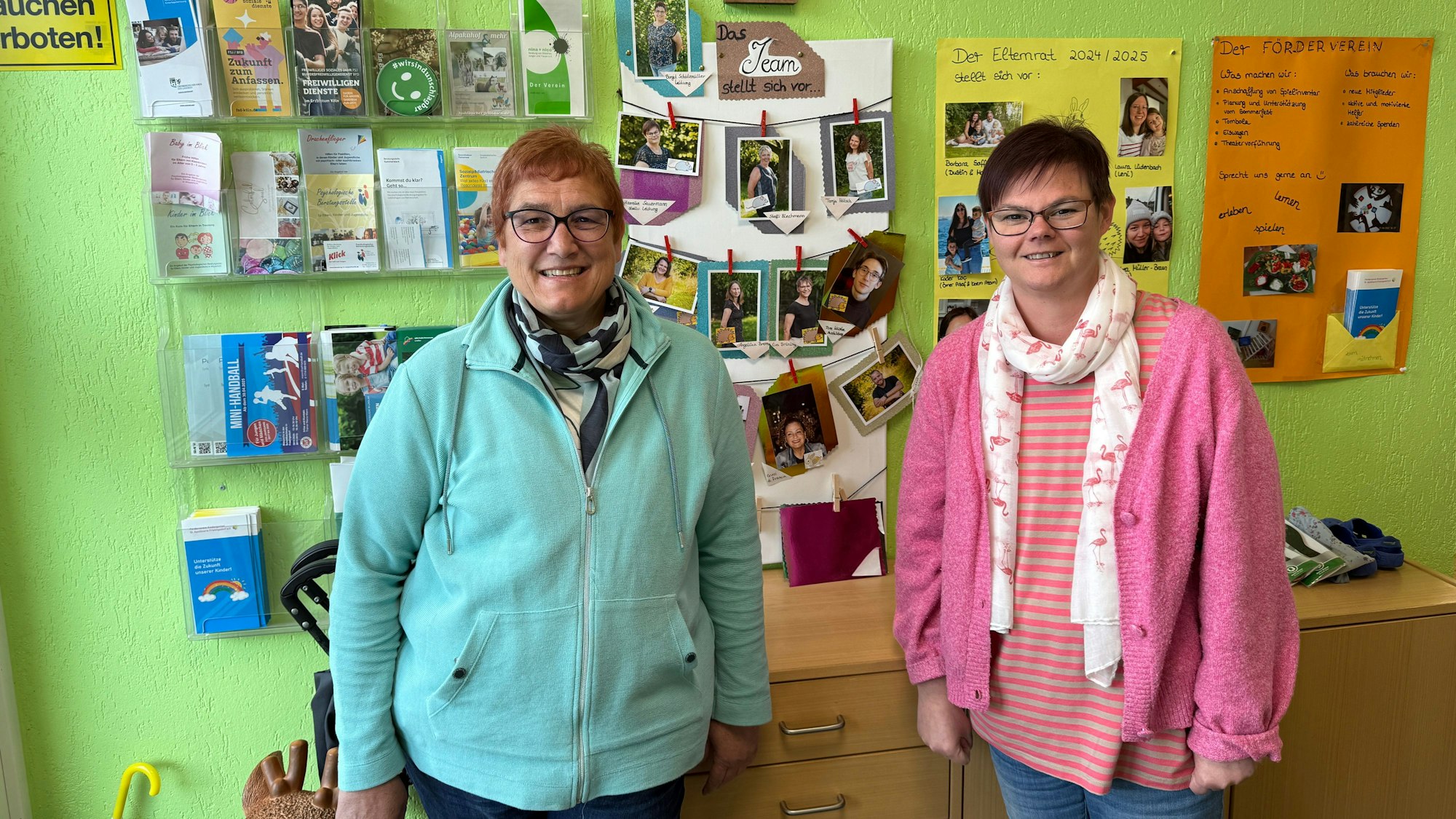 Birgit Schätzmüller und Mareike Sauermann im Kindergarten