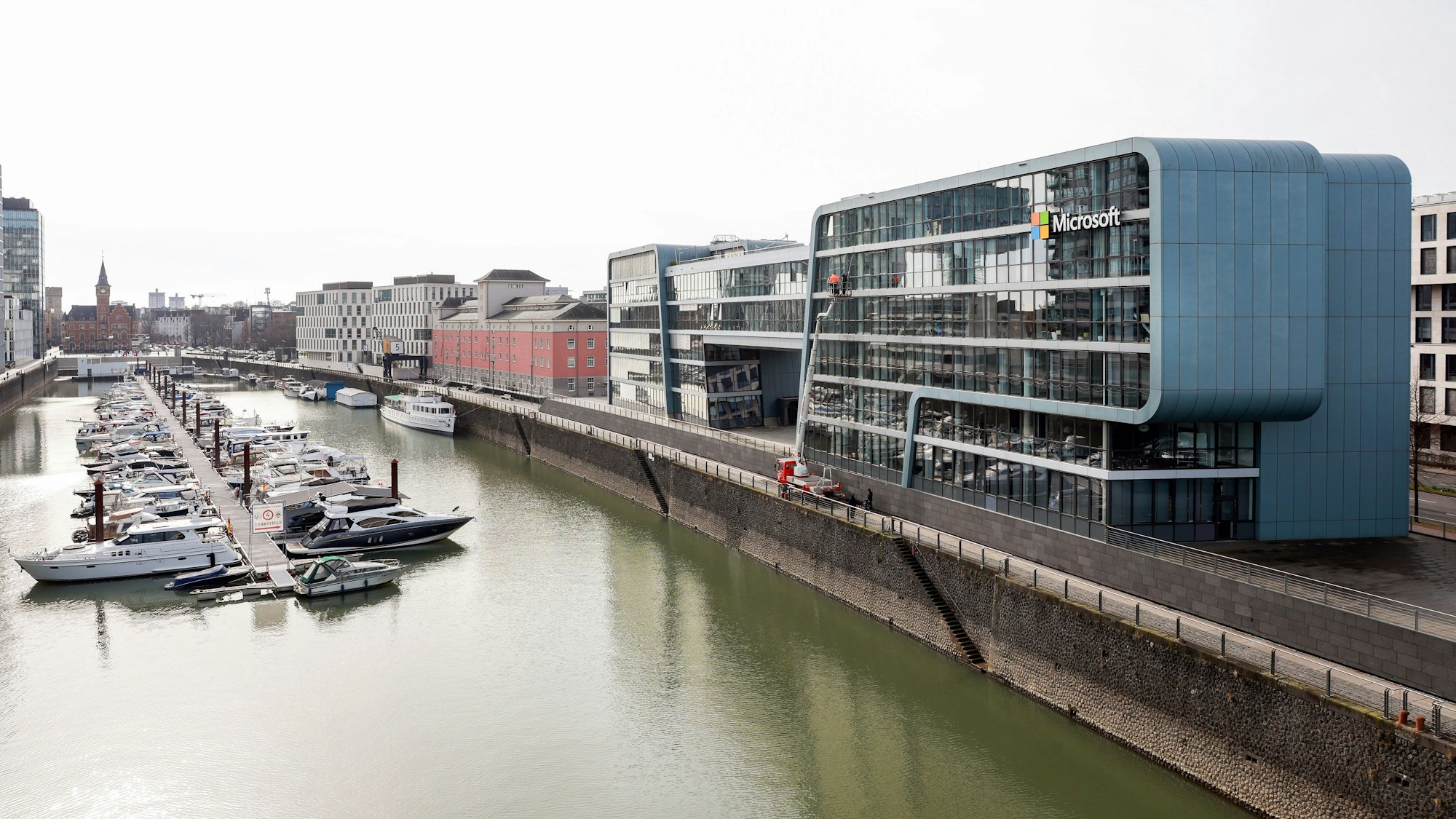25.02.2025, Köln: Die Niederlassung von Microsoft in Köln.
Foto: Michael Bause