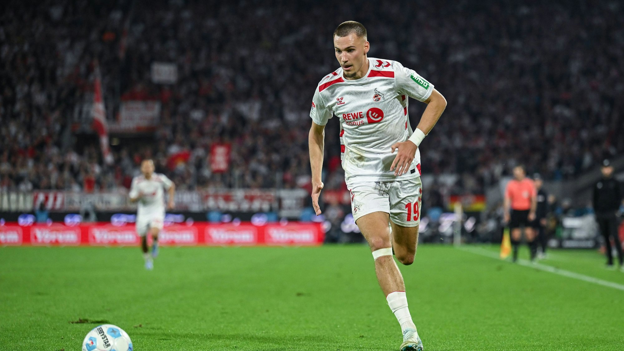 Spielt Tim Lemperle nach seinem Party-Skandal ein letztes Mal für den 1. FC Köln? Trainer Friedhelm Funkel will sich noch nicht festlegen.