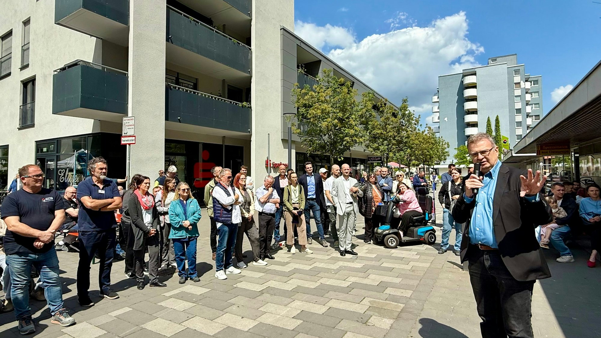 Stefan Baake, Aufsichtsratsvorsitzender der WGL, bezeichnet die Veränderungen am Königsberger Platz als Projekt mit verschiedenen Zielen.