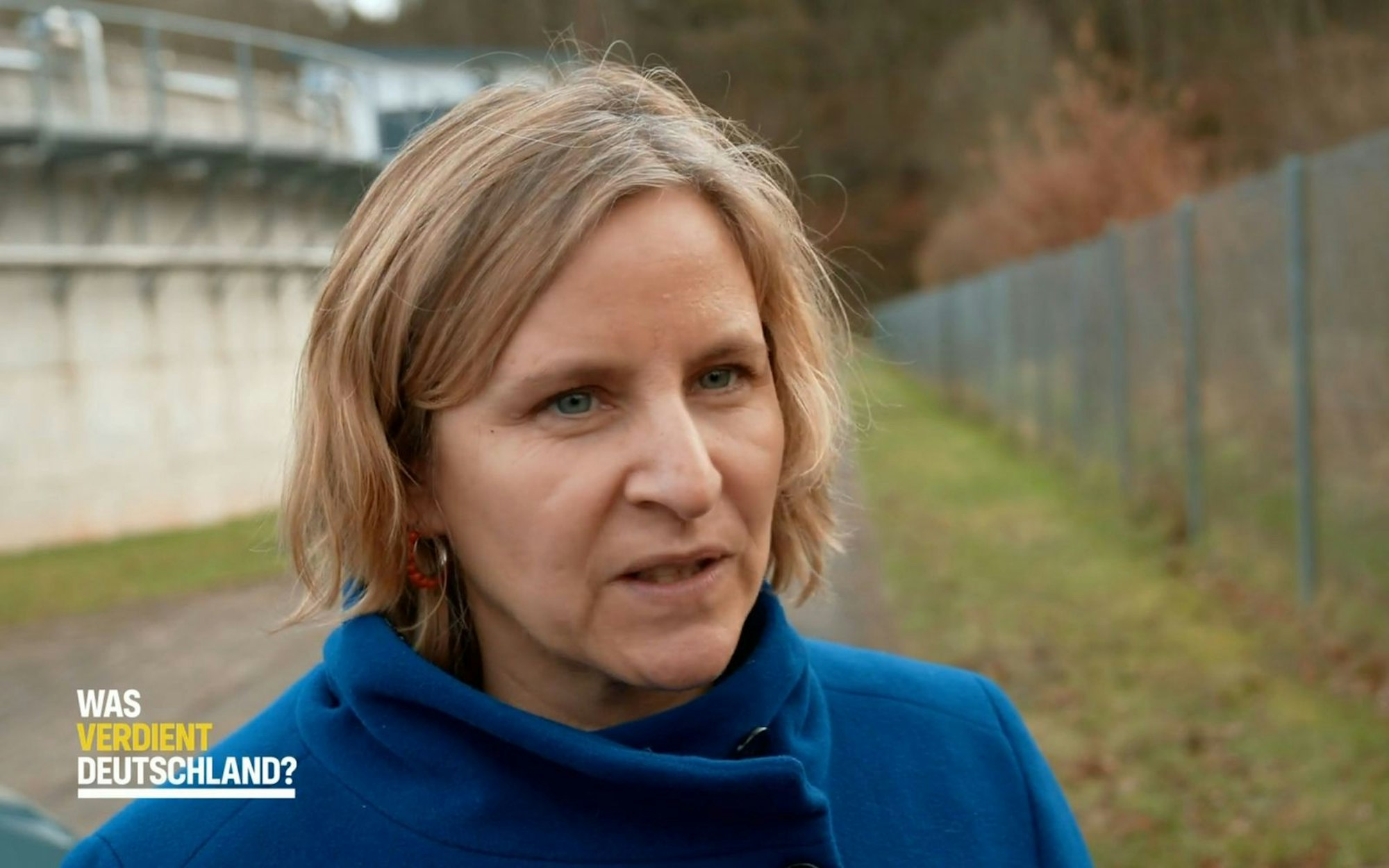 Auch die rheinland-pfälzische Umweltministerin Katrin Eder legt bei RTL ihr Gehalt offen. (Bild: RTL)