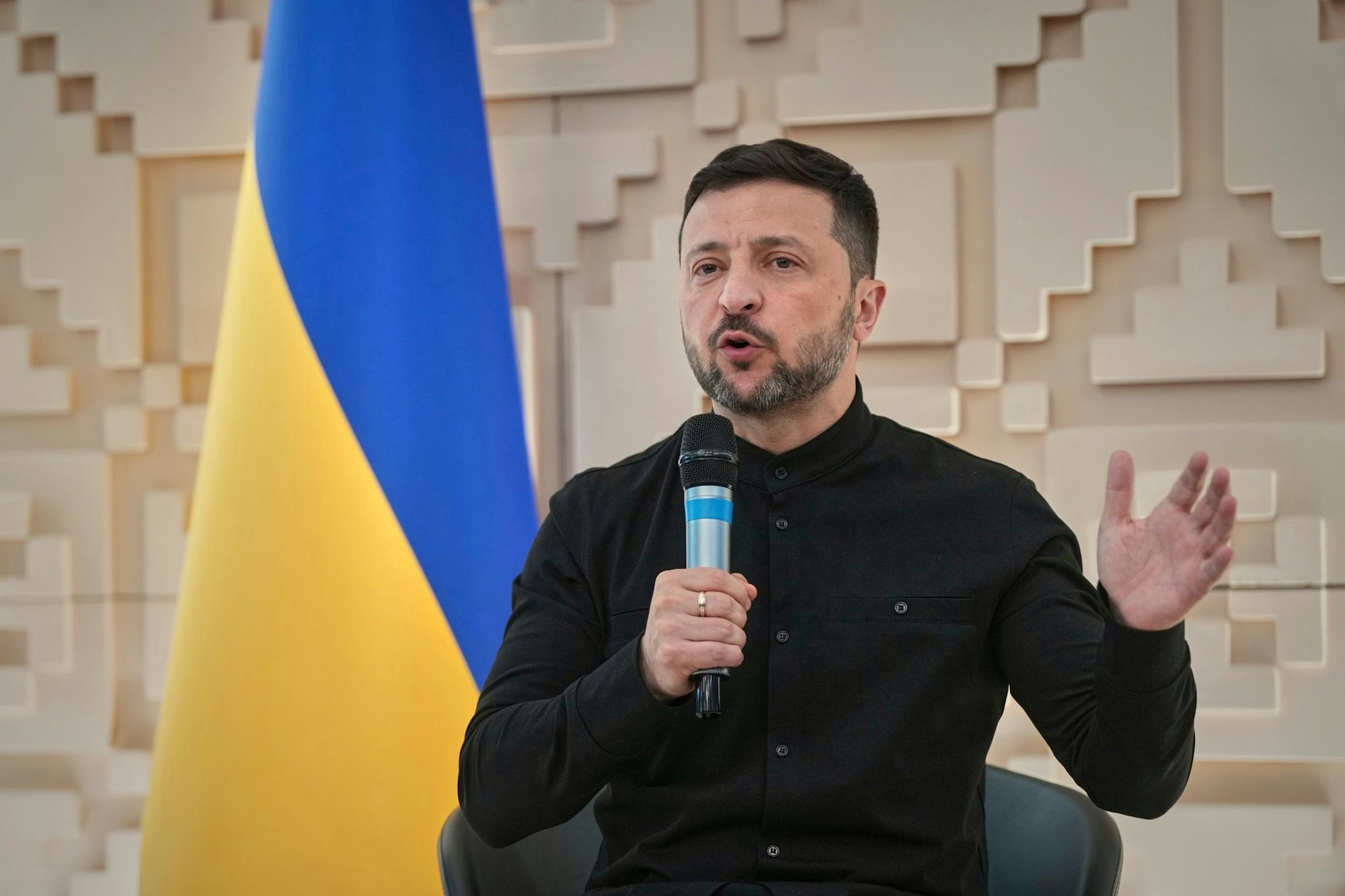 Selenskyj hatte direkte Gespräche mit Kremlchef Putin gefordert.