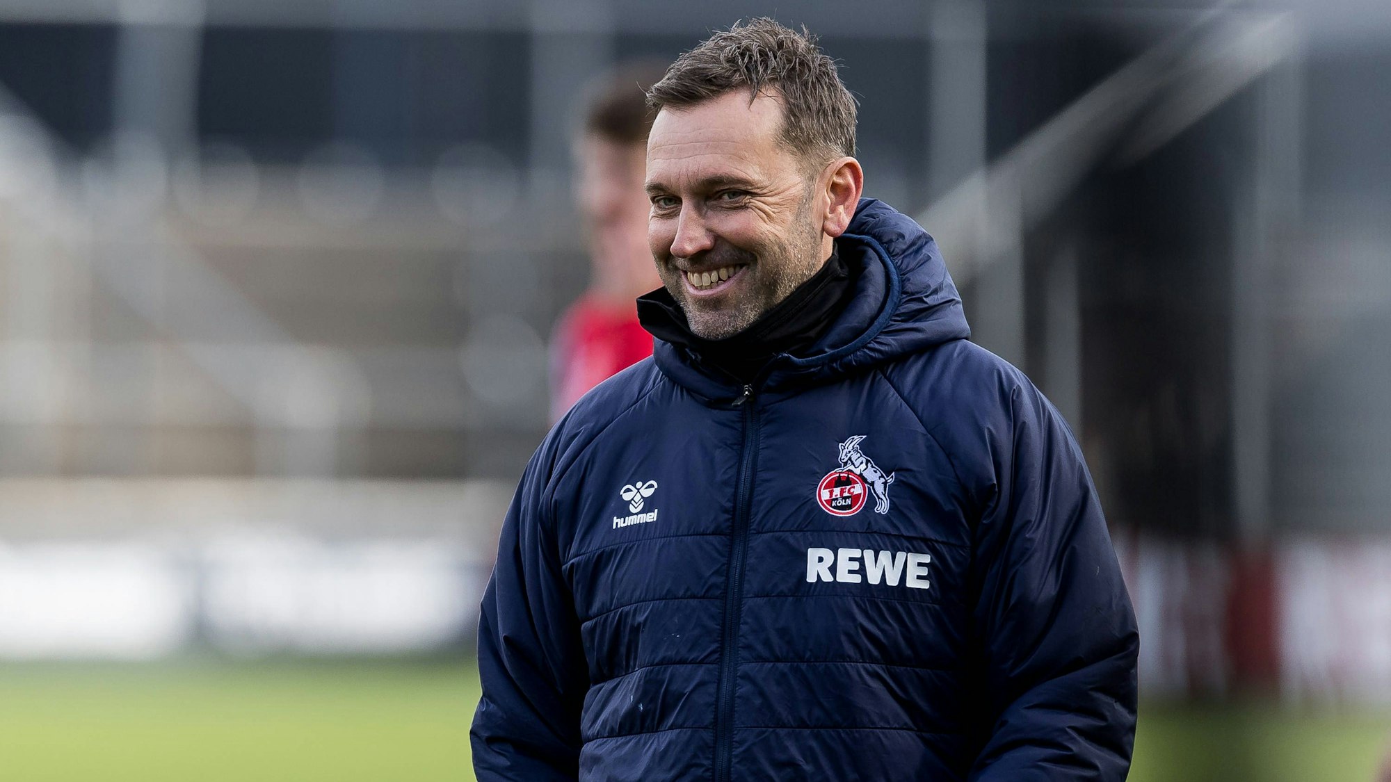 Training 1. FC Köln 13.02.2024 Andre Pawlak Co-Trainer 1. FC Köln lachend Training 1. FC Köln Franz-Kremer-Stadion, 13.02.2024 *** Training 1 FC Köln 13 02 2024 Andre Pawlak Co Trainer 1 FC Köln laughing Training 1 FC Köln Franz Kremer Stadium, 13 02 2024 Copyright: xBEAUTIFULxSPORTS/Wunderlx