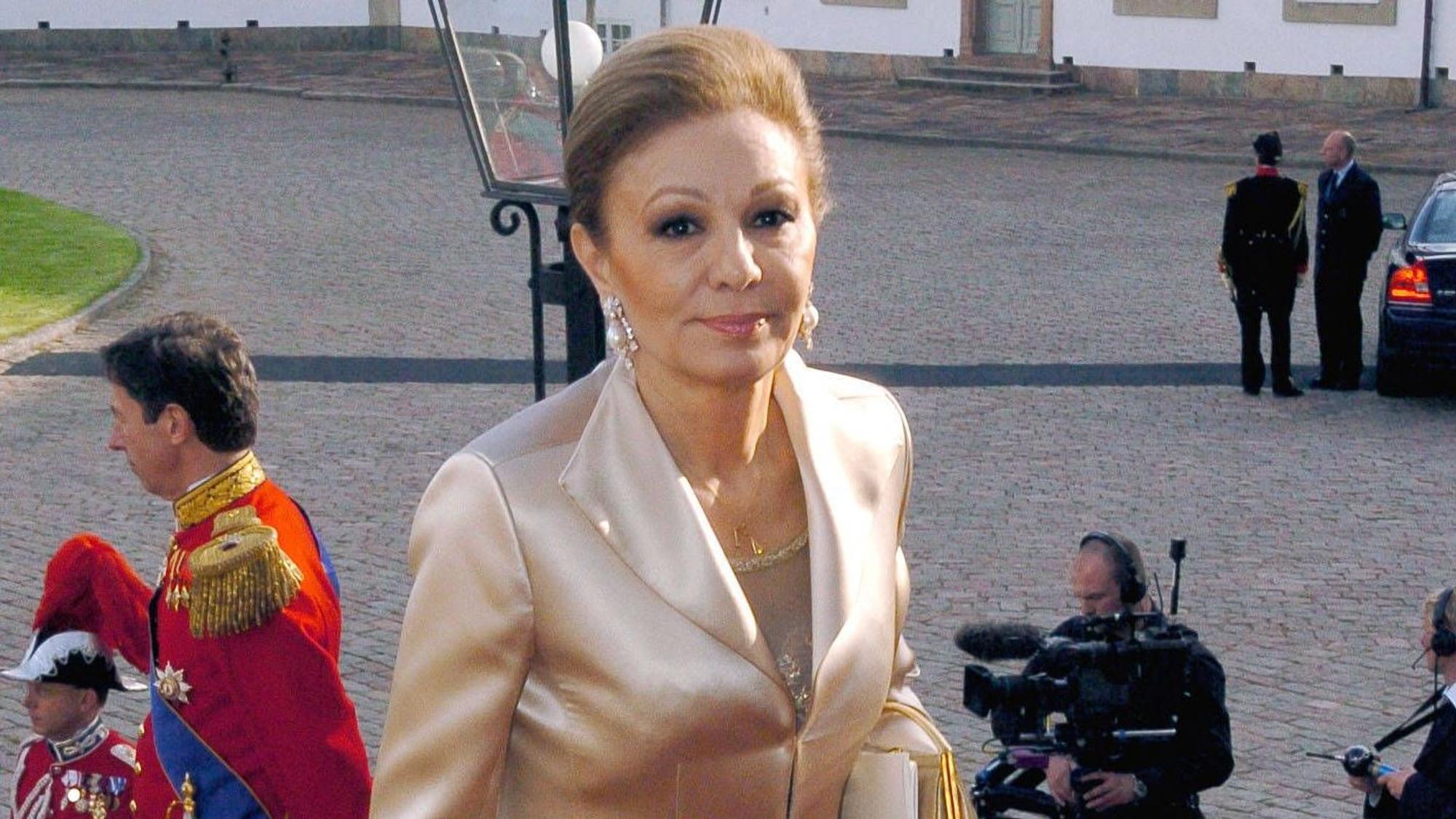 Farah Diba war stets ein gern gesehener Gast bei den Royals, wie hier bei der Hochzeit von Kronprinz Frederik und Mary Elizabeth Donaldson im Jahr 2004.