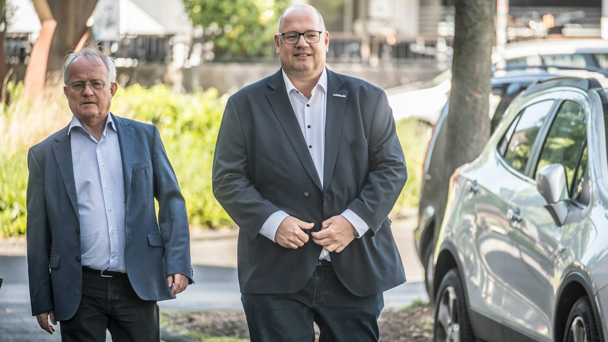 Rüdiger Scholz und Stefan Hebbel auf der Friedrich-Ebert-Straße