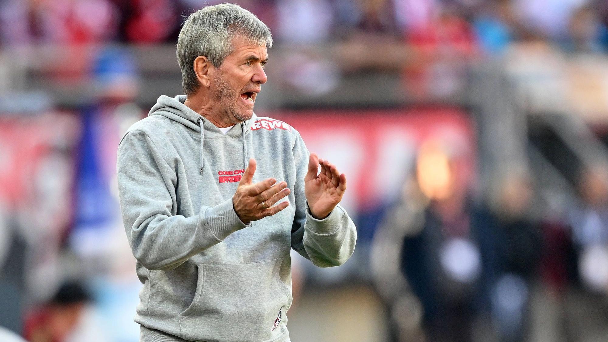 Friedhelm Funkel will am Sonntag zum siebten Mal in die Bundesliga aufsteigen.