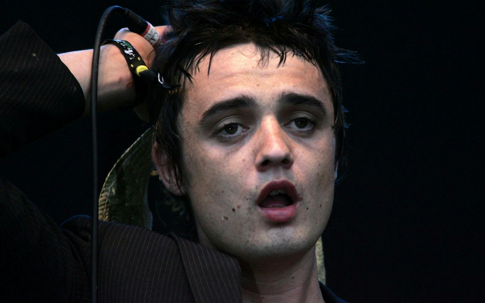 In den Nullerjahren war er als Frontmann von The Libertines einer der größten Rockstars des Vereinigten Königreiches: Peter Doherty. (Bild: Matt Cardy/Getty Images)