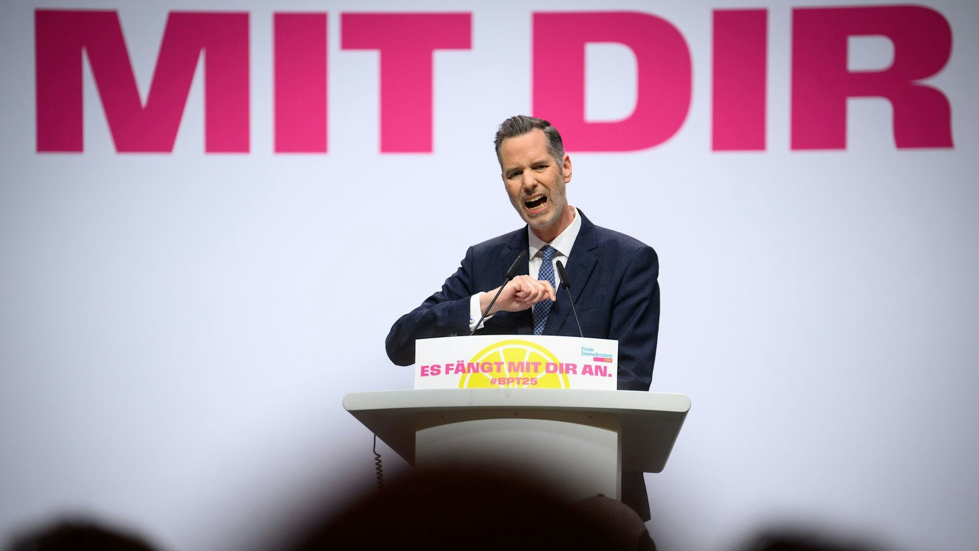 Gibt sich bei seiner Bewerbungsrede für den Parteivorsitz kämpferisch: Christian Dürr.