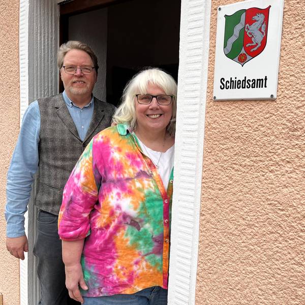 Ralf und Roswitha Donsbach engagieren sich in Vingst-Höhenberg für Kinder, Jugendliche, Familien und in Streitfällen.