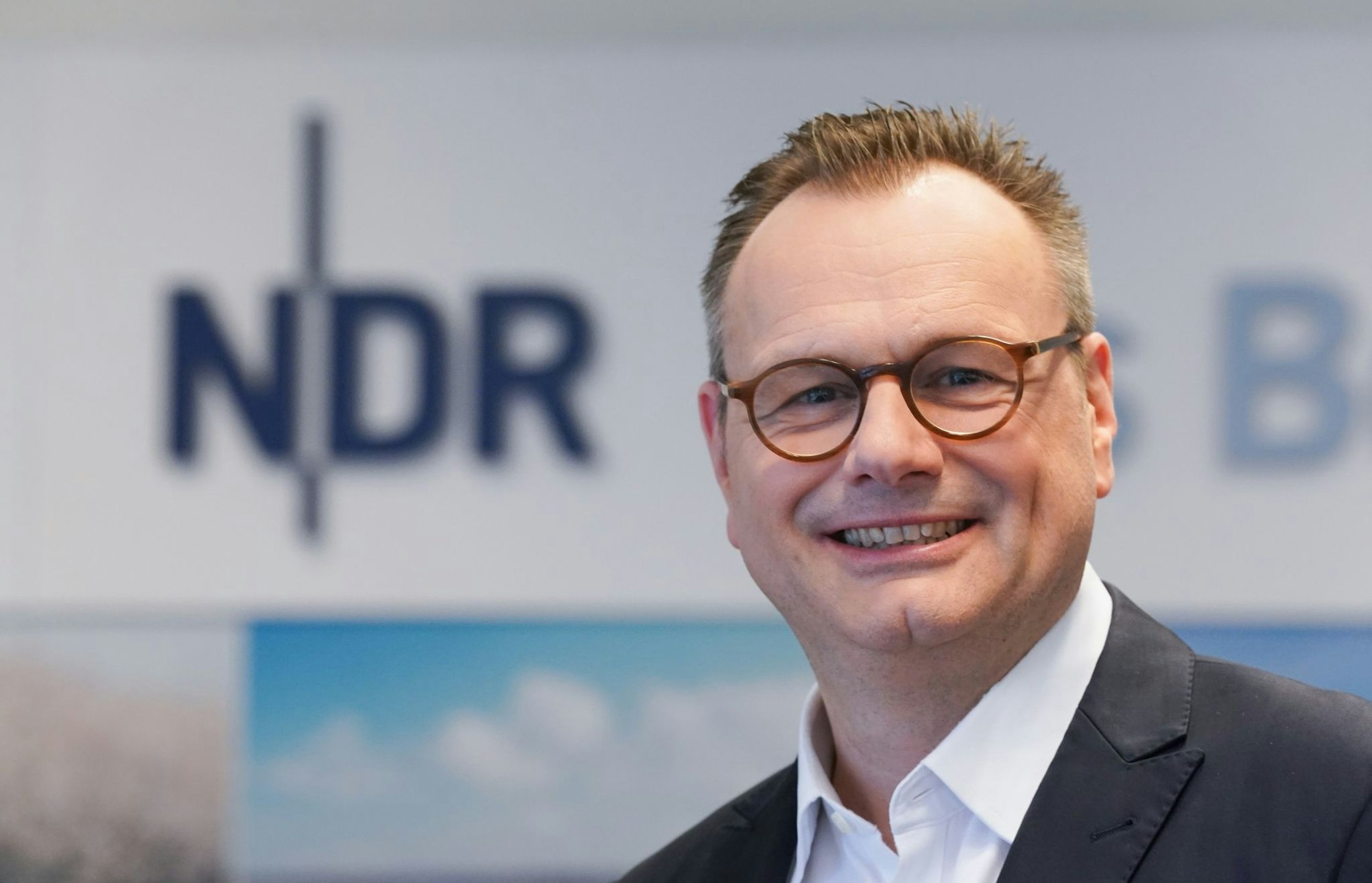 Der langjährige NDR-Manager Hendrik Lünenborg wird Intendant des ARD-Senders.