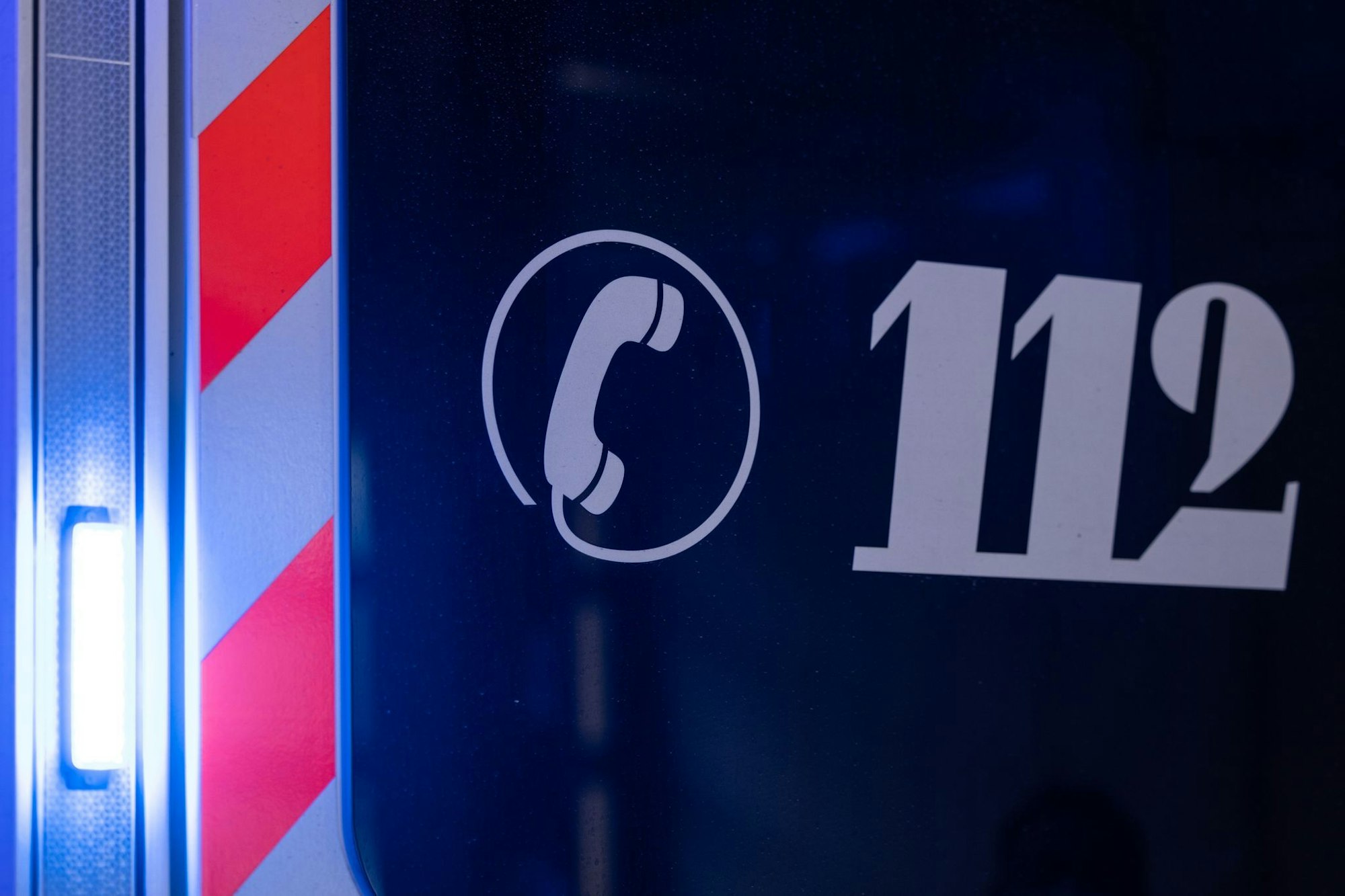 Bei einem Unfall in Paderborn hat sich ein Arbeiter lebensgefährliche Verletzungen zugezogen. (Symbolbild)