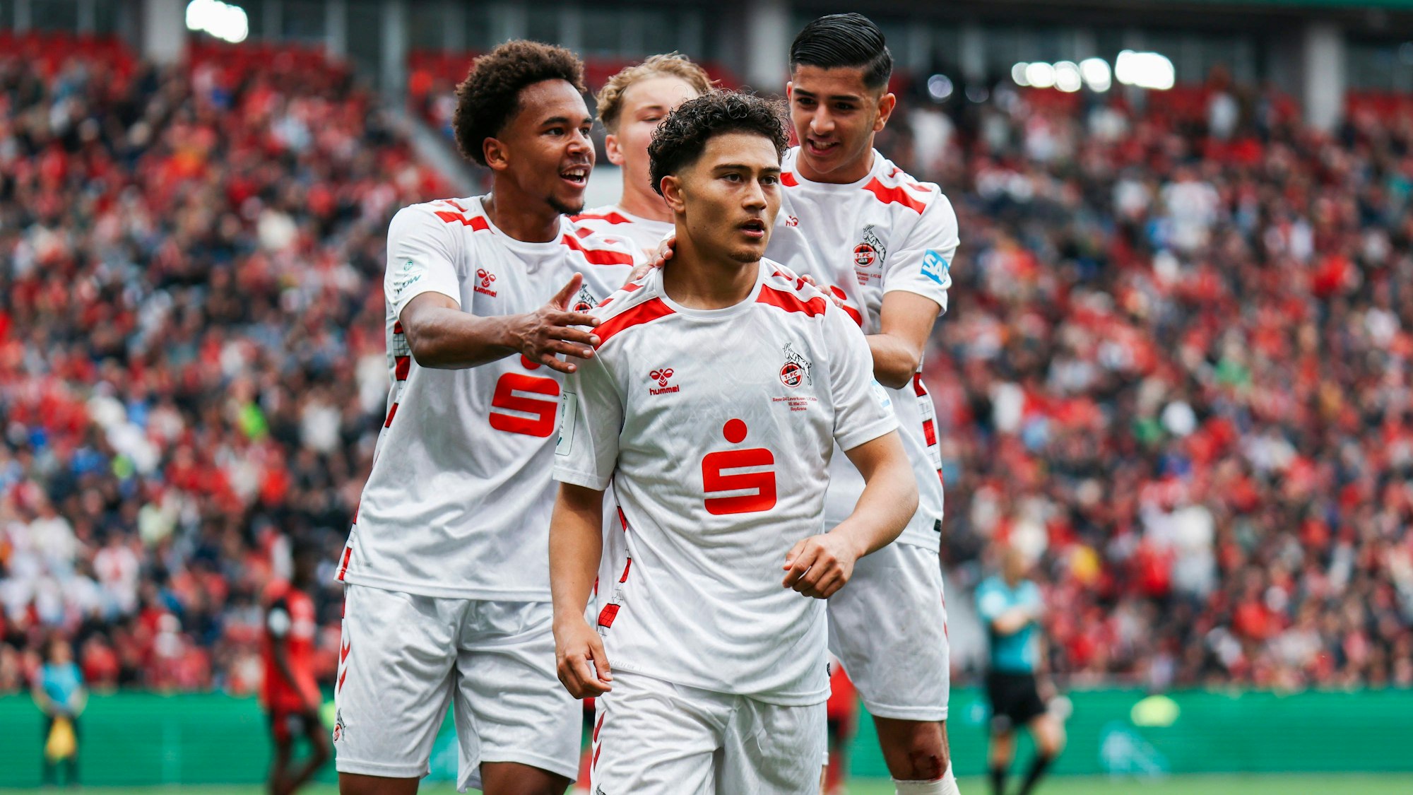 Finale Deutsche Meisterschaft U 19-DFB-Nachwuchsliga: Bayer 04 Leverkusen - 1. FC Köln 18.05.2025 Finale Deutsche Meisterschaft der U 19-DFB-Nachwuchsliga: Bayer 04 Leverkusen - 1. FC Köln Leverkusen, BayArena am 18.05.2025 *** Final German Championship U 19 DFB Youth League Bayer 04 Leverkusen 1 FC Cologne 18 05 2025 Final German Championship U 19 DFB Youth League Bayer 04 Leverkusen 1 FC Cologne Leverkusen, BayArena on 18 05 2025 Copyright: xBEAUTIFULxSPORTS/Freisenx