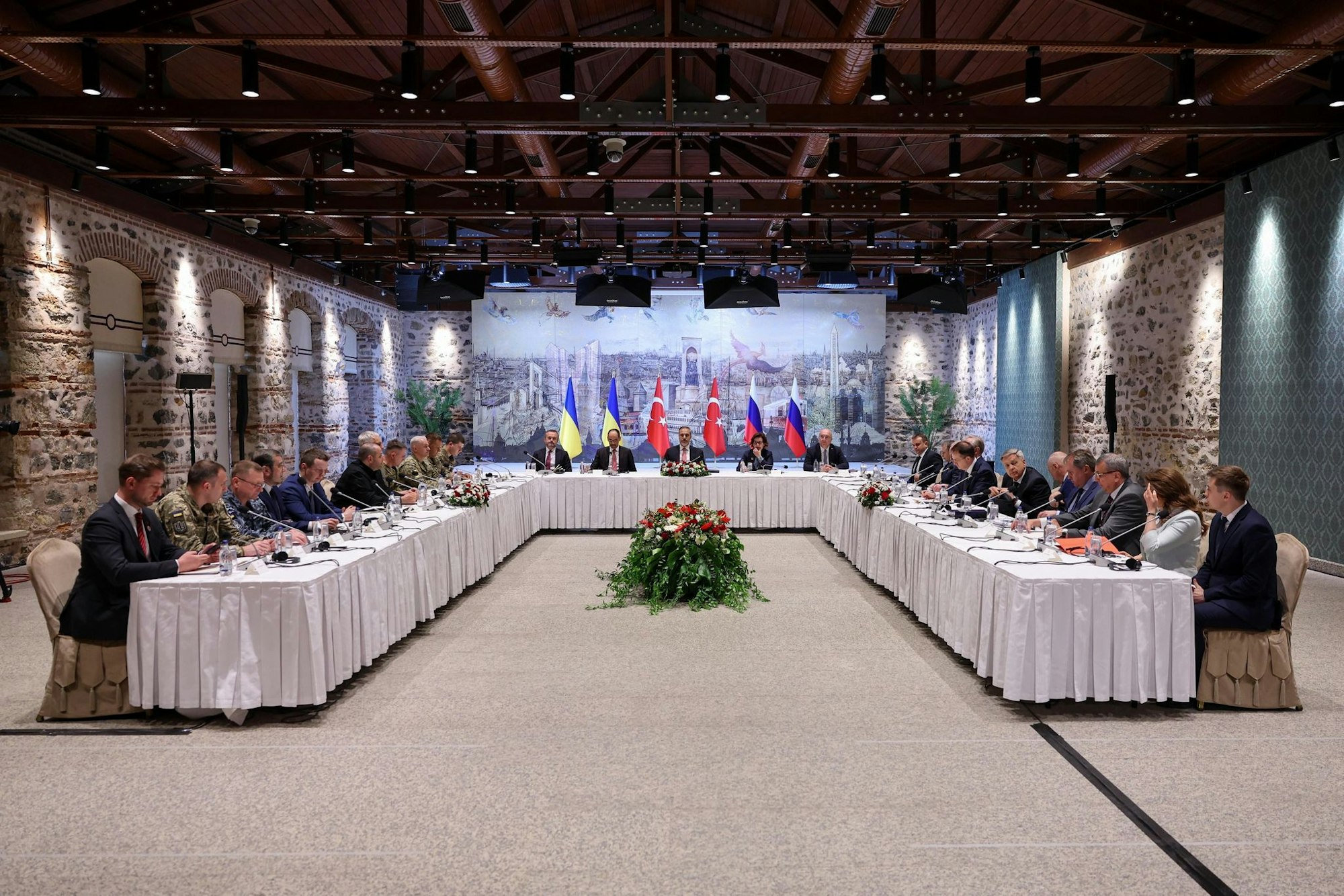 Beim ersten direkten Gespräch zwischen Russen und Ukrainern seit mehr als drei Jahren am Freitag gab es beim Thema Waffenruhe keine Einigung. (Archivbild)