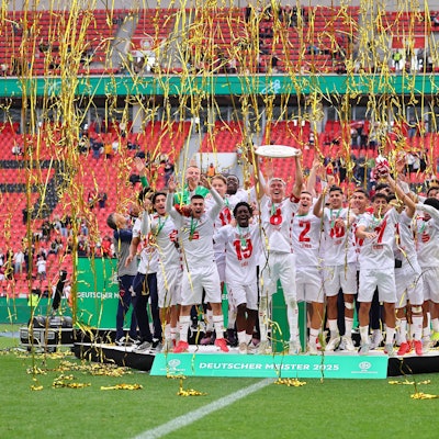 Kölner Spieler feiern den Gewinn der deutschen Meisterschaft Bayer 04 Leverkiusen vs 1. FC Koeln, Fussball, U19 DFB-Nachwuchsliga, 18.5.2025 DFB regulations prohibit any use of photographs as image sequences and/or quasi-video. Bayer 04 Leverkiusen vs 1. FC Koeln, Fussball, U19 DFB-Nachwuchsliga, 18.5.2025 Leverkusen *** Cologne players celebrate winning the German championship Bayer 04 Leverkiusen vs 1 FC Koeln, Football, U19 DFB Nachwuchsliga, 18 5 2025 DFB regulations prohibit any use of photographs as image sequences and or quasi video Bayer 04 Leverkiusen vs 1 FC Koeln, Football, U19 DFB Nachwuchsliga, 18 5 2025 Leverkusen Copyright: xEibner-Pressefotox EP_FWR