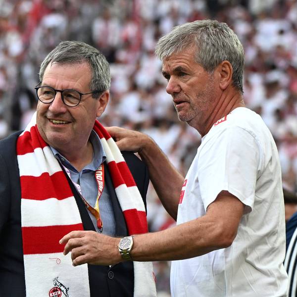 Praesident Dr. Werner Wolf 1. FC Koeln und Trainer Friedhelm Funkel 1. FC Koeln schauen waehrend des Spiels der 2. Bundesliga zwischen 1. FC Köln und 1. FC Kaiserslautern im RheinEnergieStadion am 18. May 2025 in Köln, Deutschland. Foto von Ralf Treese/DeFodi Images Praesident Dr. Werner Wolf 1. FC Koeln und Trainer Friedhelm Funkel 1. FC Koeln look on during the 2. Bundesliga match between 1. FC Köln and 1. FC Kaiserslautern at RheinEnergieStadion on May 18, 2025 in Cologne, Germany. Photo by Ralf Treese/DeFodi Images DFB / DFL REGULATIONS PROHIBIT ANY USE OF PHOTOGRAPHS AS IMAGE SEQUENCES AND/OR QUASI-VIDEO. Photo by Ralf Treese/DeFodi Images *** President Dr. Werner Wolf 1 FC Koeln and coach Friedhelm Funkel 1 FC Koeln look on during the 2 Bundesliga match between 1 FC Köln and 1 FC Kaiserslautern at RheinEnergieStadion on May 18, 2025 in Cologne, Germany, Germany Photo by Ralf Treese DeFodi Images President Dr Werner Wolf 1 FC Koeln and coach Friedhelm Funkel 1 FC Koeln look on during the 2 Bundesliga match between 1 FC Köln and 1 FC Kaiserslautern at RheinEnergieStadion on May 18, 2025 in Cologne, Germany Photo by Ralf Treese DeFodi Images DFB DFL REGULATIONS PROHIBIT ANY USE OF PHOTOGRAPHS AS IMAGE SEQUENCES AND OR QUASI VIDEO Photo by Ralf Treese DeFodi Images