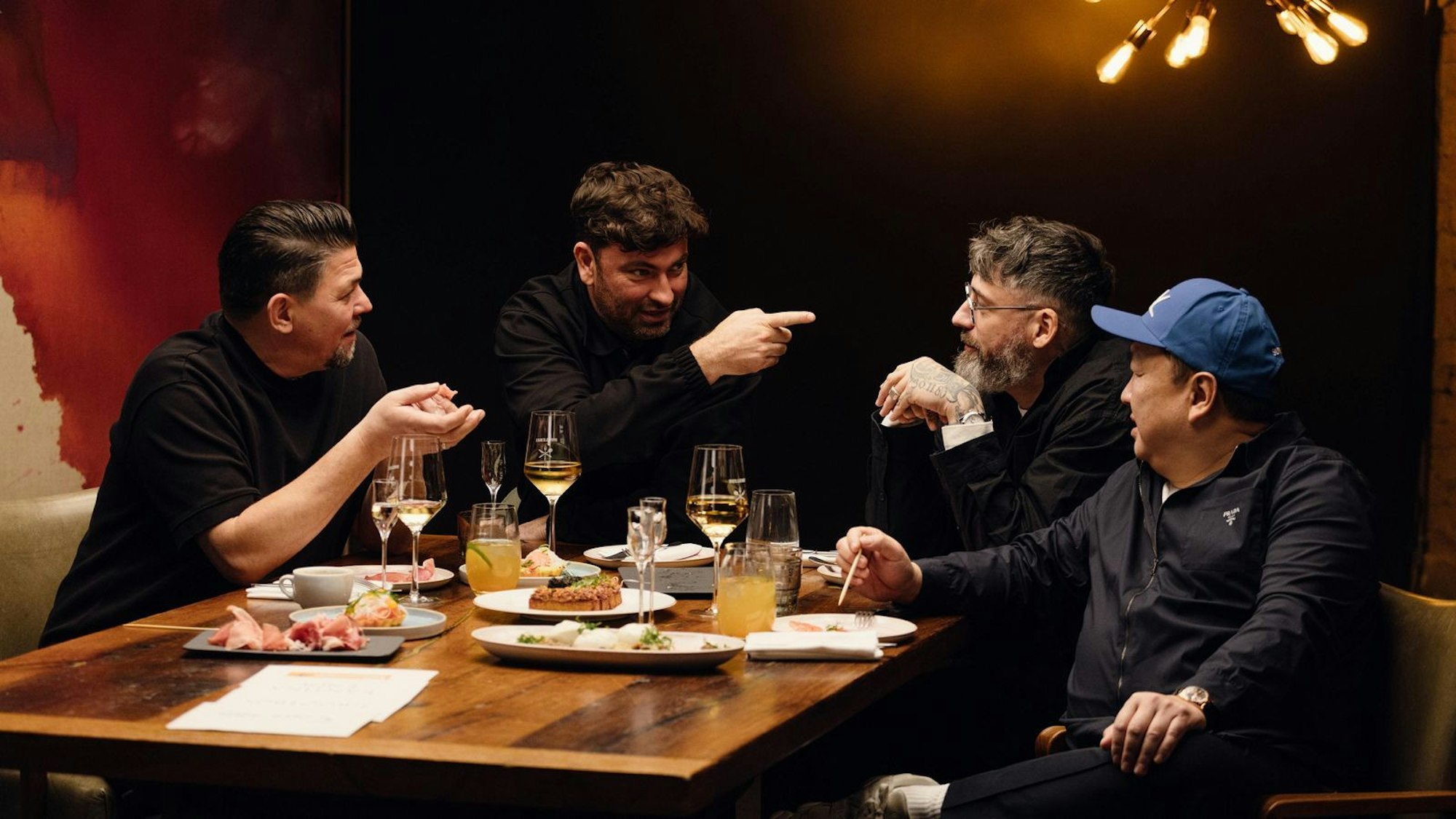 Tim Mälzer tritt im Team mit Marteria gegen Sido und The Duc Ngo an. (Bild: RTL / Hendrik Lüders)