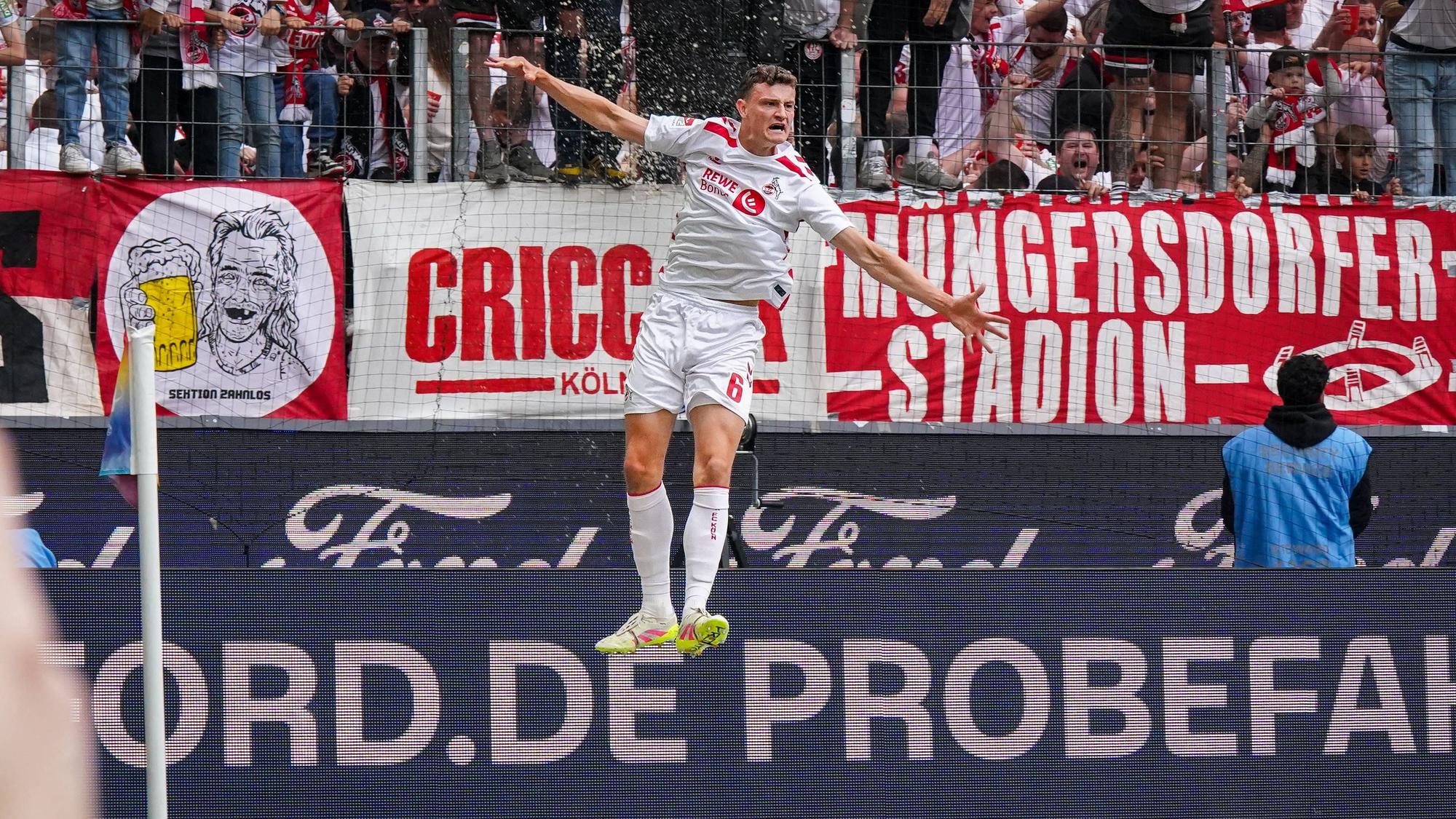 Bester Zeitpunkt für sein erstes Tor im Rhein-Energie-Stadion: Eric Martel jubelt nach seinem Treffer zum 1:0 gegen Kaiserslautern.