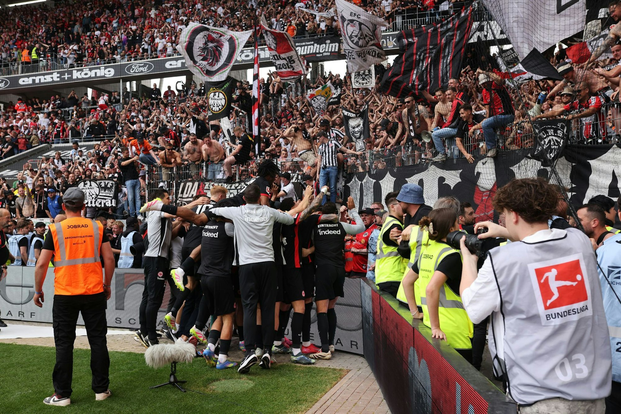 Frankfurt feiert den Champions-League-Einzug.