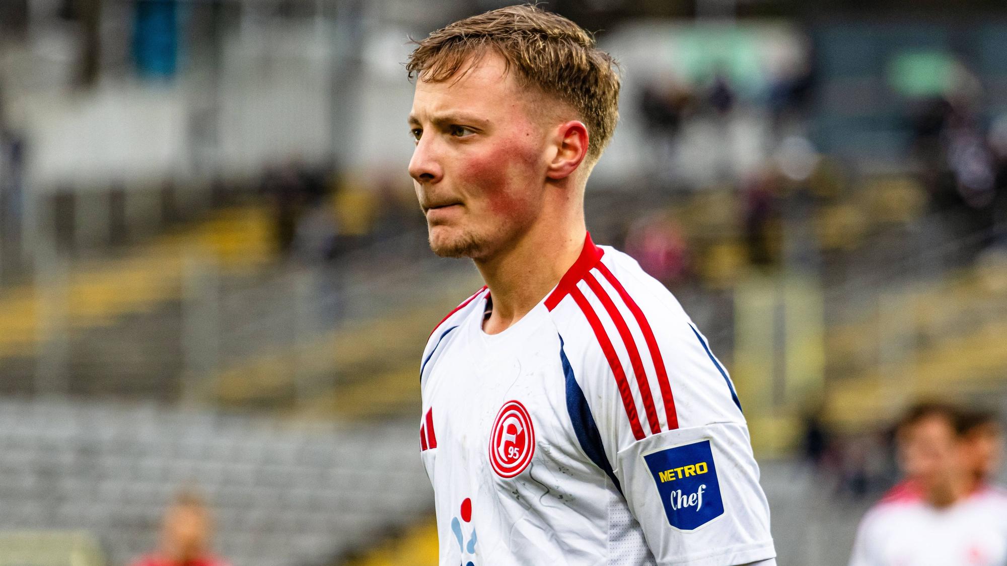 Kevin Brechmann Wuppertaler SV gegen Fortuna Düsseldorf U23 Kevin Brechmann 27 F95II Wuppertaler SV gegen Fortuna Düsseldorf U23 im Stadion am Zoo in Wuppertal Deutschland, Nordrhein Westfalen. Fußball, 22. Spieltag der Regionalliga West Saison 2024/2025. Endstand: 1:1 vor 1266 Zuschauern *** Kevin Brechmann Wuppertaler SV vs Fortuna Düsseldorf U23 Kevin Brechmann 27 F95II Wuppertaler SV vs Fortuna Düsseldorf U23 at Stadion am Zoo in Wuppertal Germany, North Rhine-Westphalia Football, 22 Matchday of Regionalliga West Season 2024 2025 Final Score 1 1 in front of 1266 spectators