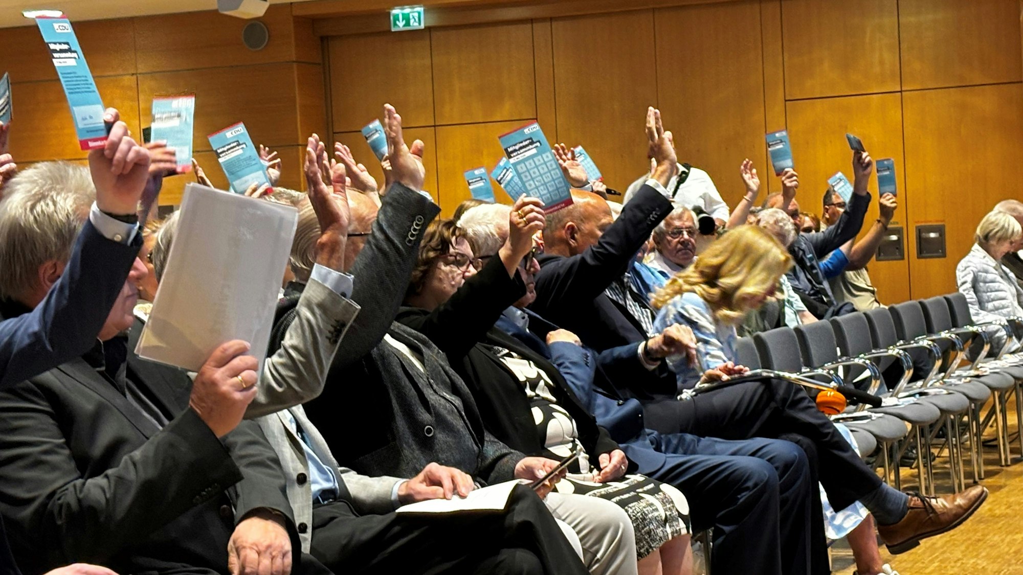 Der CDU-Parteitag schickt gerade einmal acht Frauen ins Rennen um die Kreistagssitze.