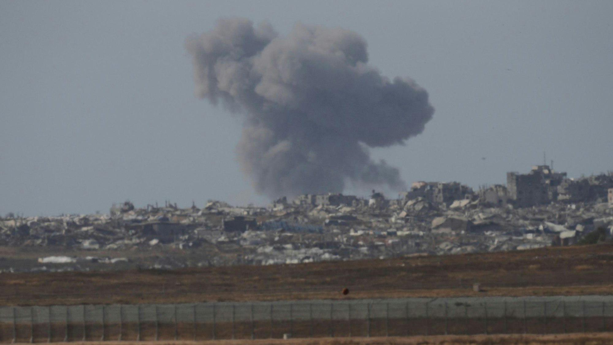 Seit Tagen gibt es heftige Luftangriffe im Gazastreifen, täglich melden die palästinensischen Behörden Dutzende Tote.