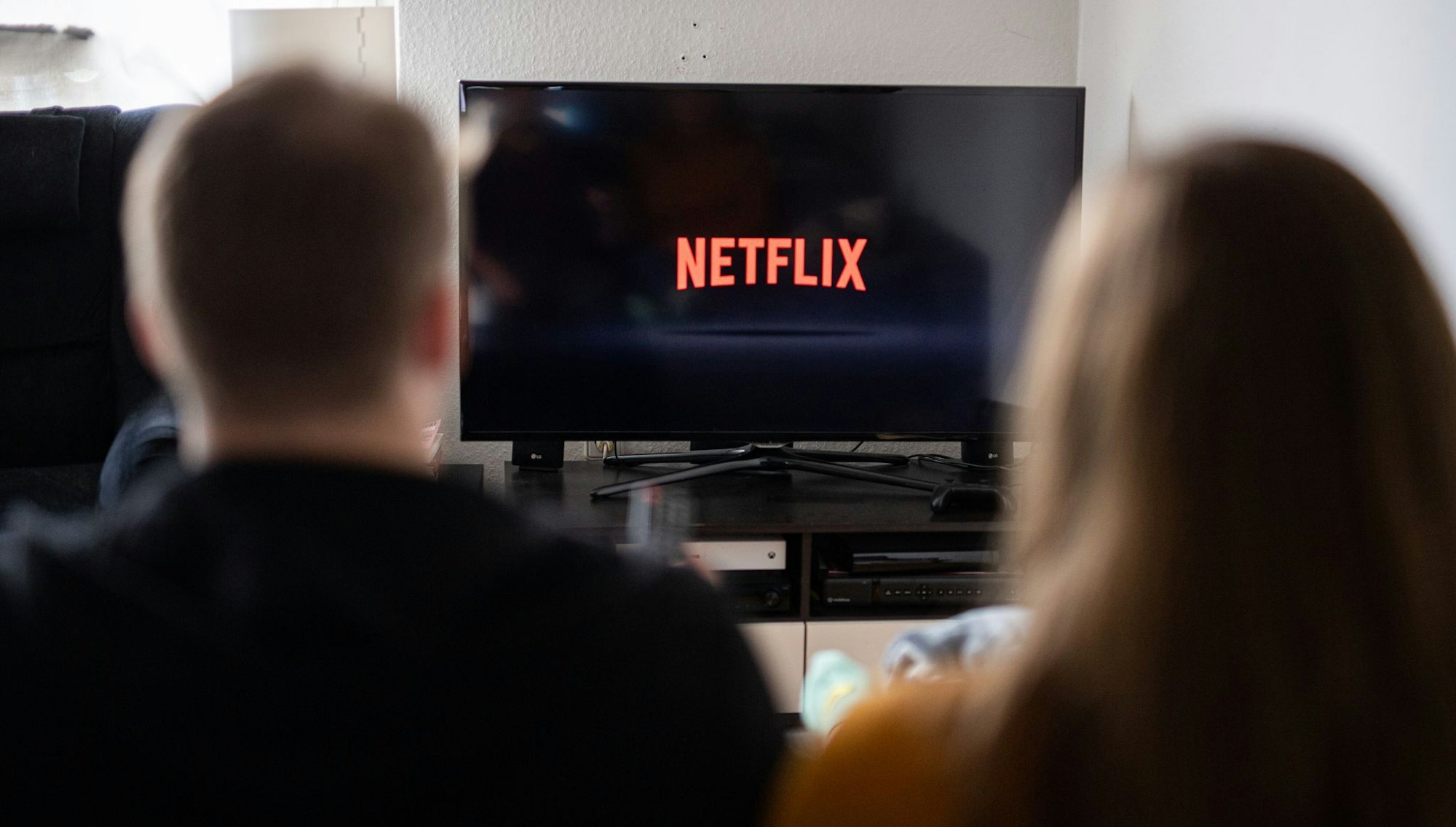 Das Landgericht Köln hat entschieden, dass Netflix einem Kunden, der gegen Preiserhöhungen geklagt hatte, fast 200 Euro zurückzahlen muss.