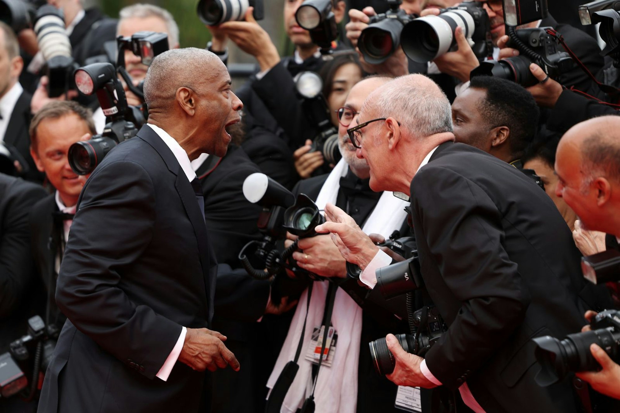 Denzel Washington legte sich auf dem roten Teppich in Cannes mit einem übergriffigen Reporter an. (Bild: 2025 Getty Images/Pascal Le Segretain)