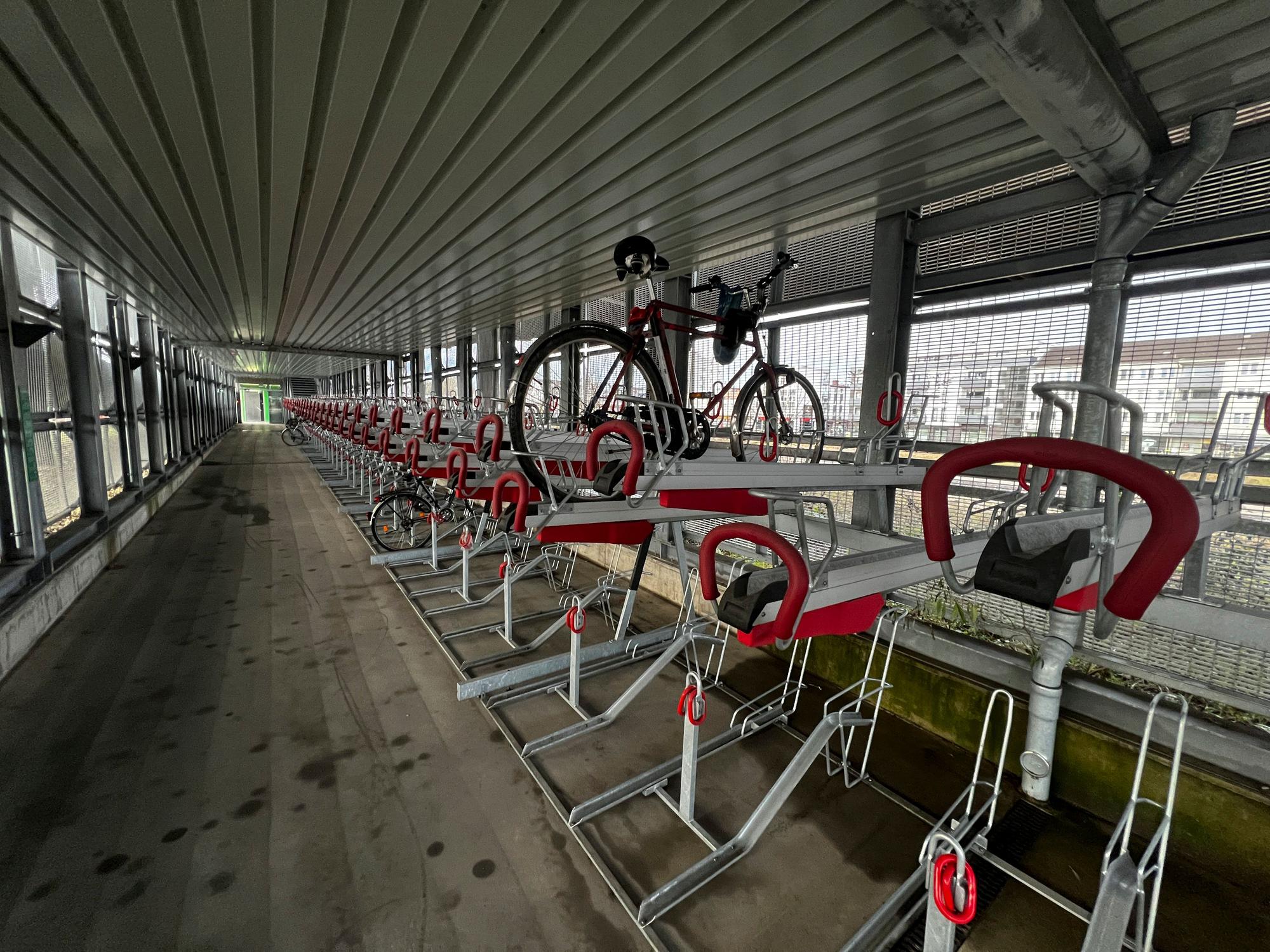 Fahrradparkhaus Opladen. Foto: Ralf Krieger