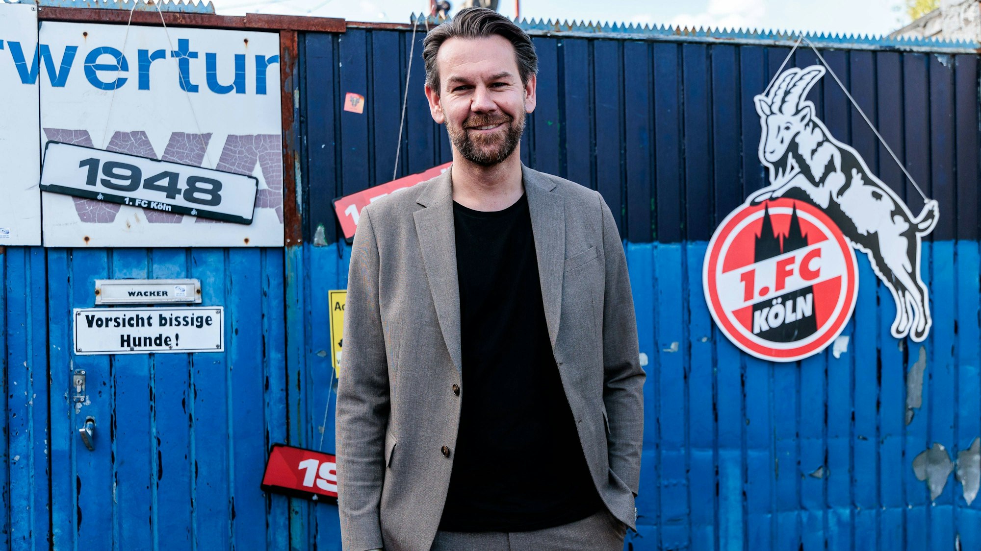 Feierte mit der Mannschaft am Montagabend (19. Mai 2025) den erfolgreichen Saisonabschluss: FC-Sportdirektor Thomas Kessler