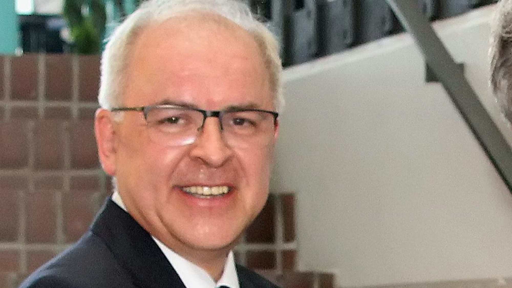 Dr. Arndt Lorenz ist Amtsgerichtsdirektor in Kerpen.