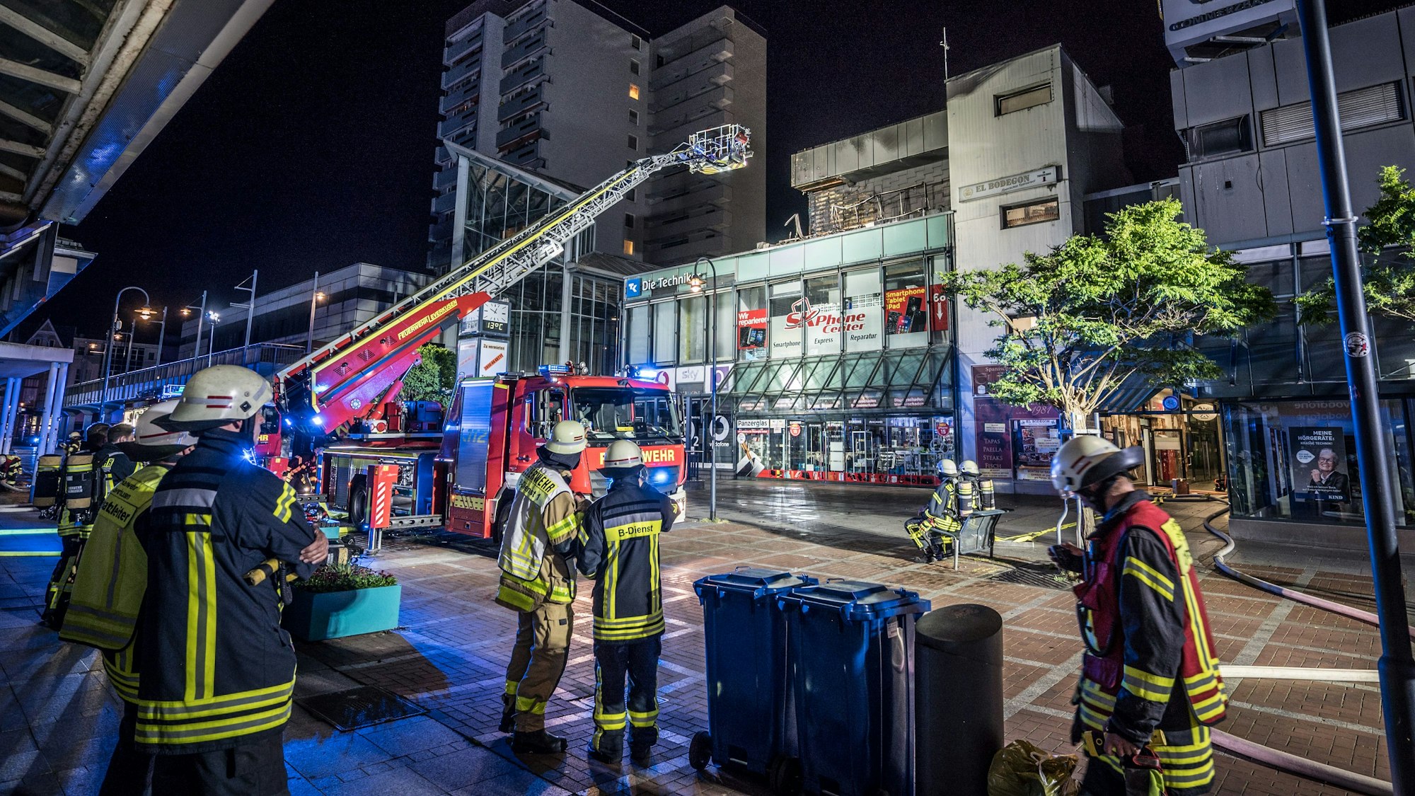 In der Nacht hat es in der City im ehemaligen Tiffanys Nightclub gebrannt. Foto: Ralf Krieger