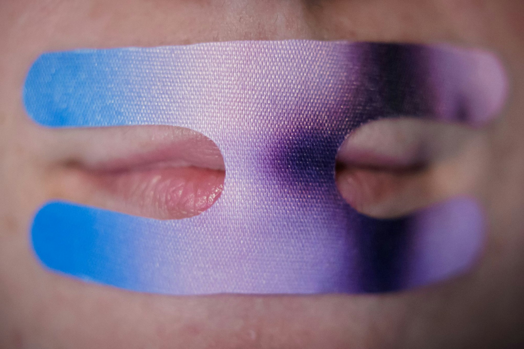 Mouth Taping ist ein großer Trend, der durch die sozialen Medien befeuert wird. (Illustration)