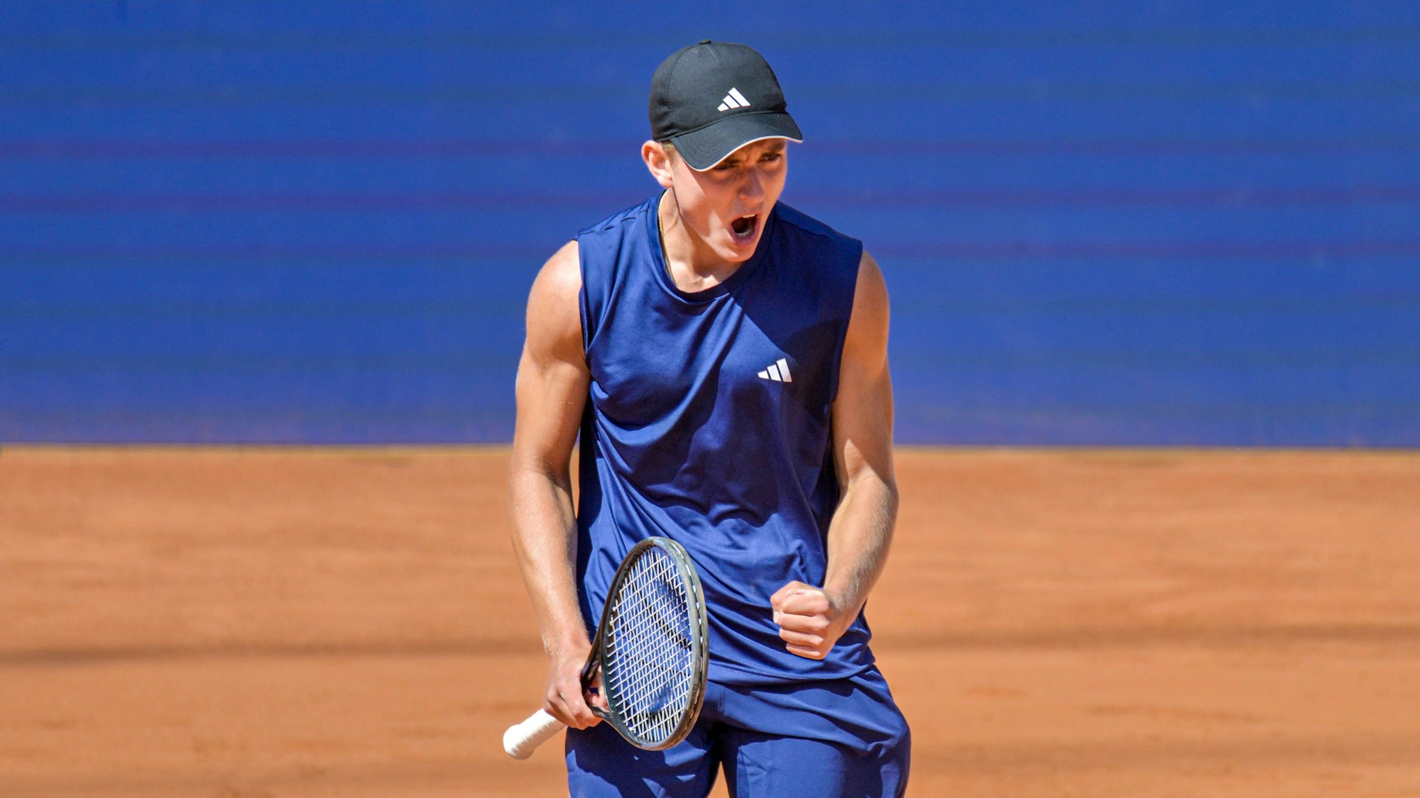 Justin Engel ballt die Faust.