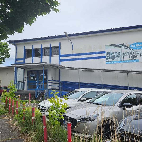 Zu sehen ist ein früheres Kino in Bergheim