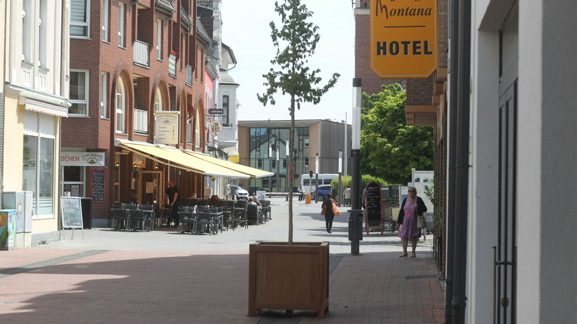 Drei Kübel sind in der Hippolytusstraße aufgebaut worden.