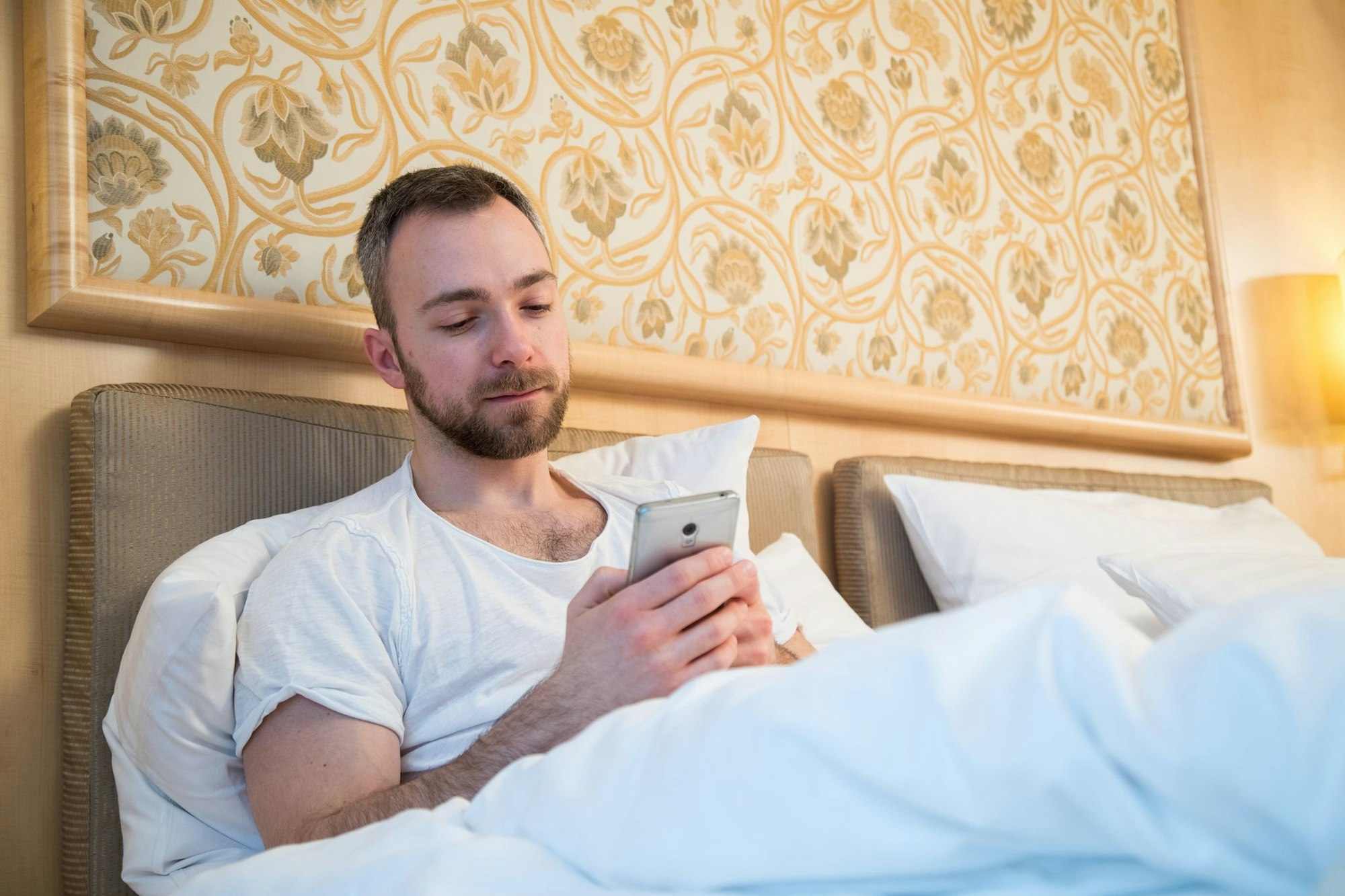 Digitale Entgiftung schön und gut: Aber ganz vom Smartphone lassen, wollen die meisten Urlauber dann doch nicht