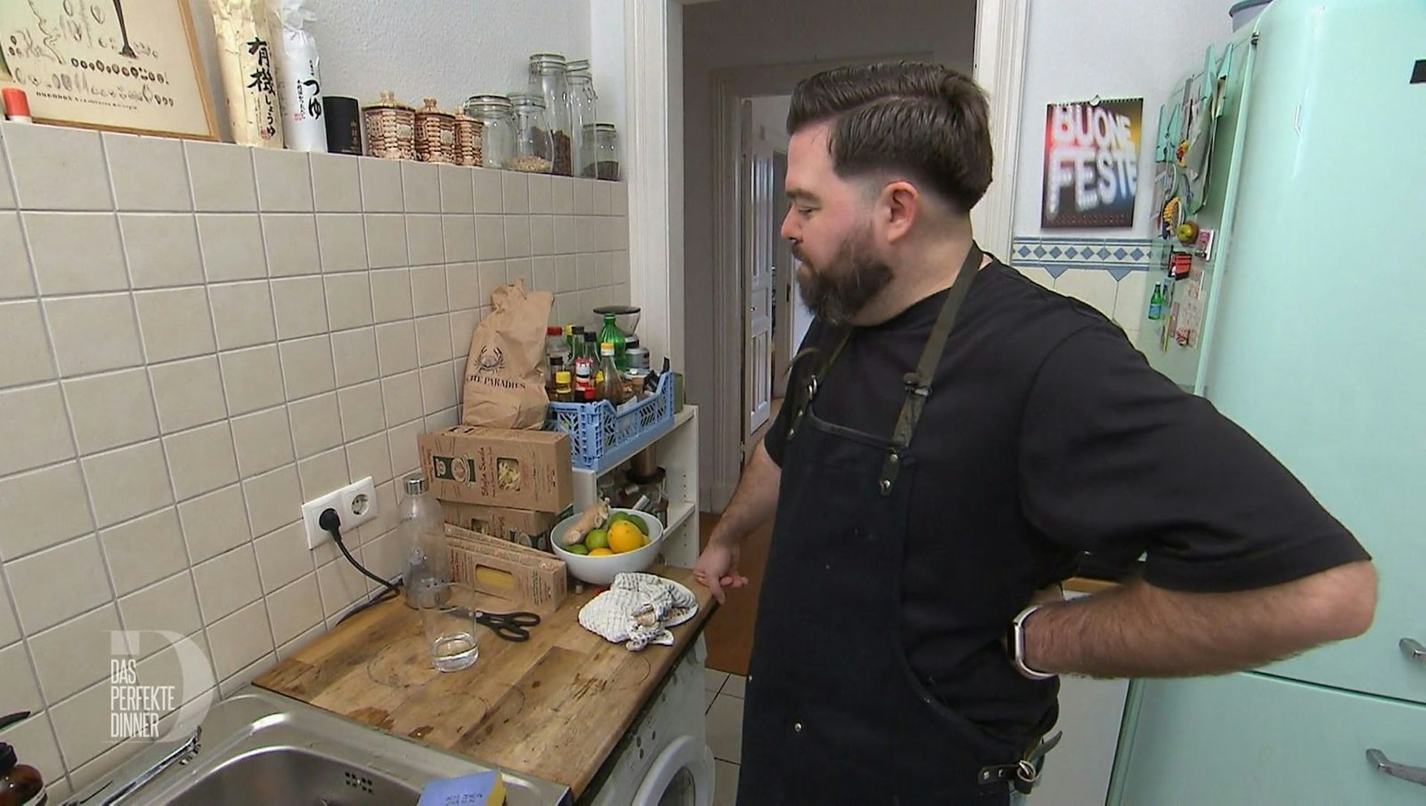 Von seinem „Wer wird Millionär?“-Gewinn kaufte sich Pelzi (39) unter anderem einen Kühlschrank. (Bild: RTL)