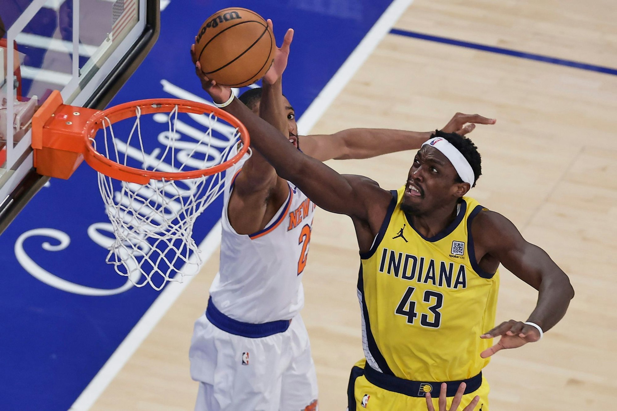 Pascal Siakam (rechts) überragte für die Indiana Pacers gegen die New York Knicks mit 39 Punkten.