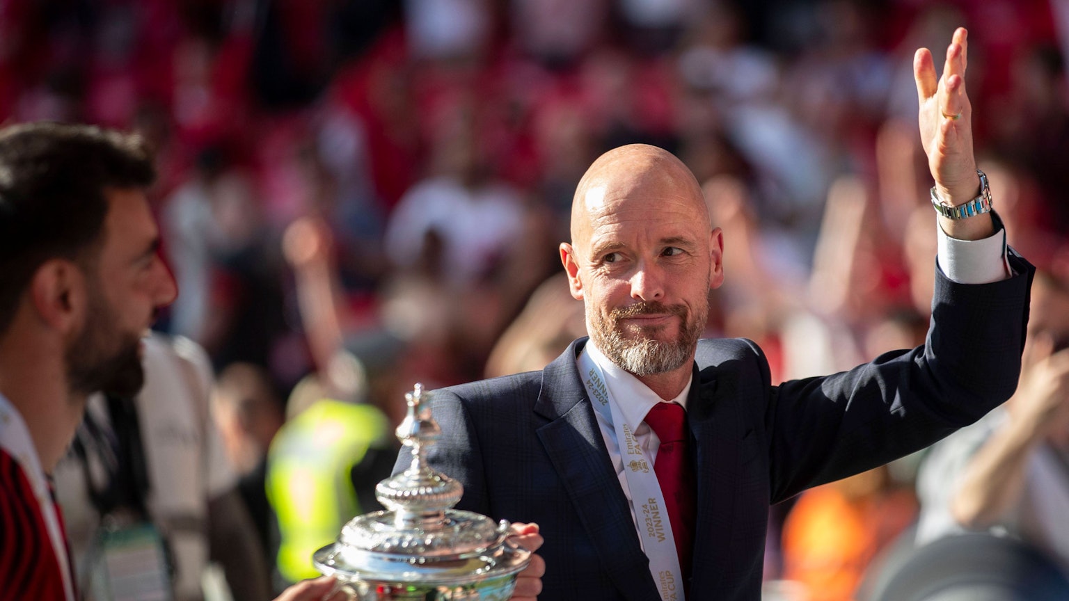 Manchester City v Manchester United, ManU - Emirates FA Cup Final Manchester United manager Erik ten Hag is celebrating the win during the FA Cup Final between Manchester City and Manchester United at Wembley Stadium in London, on May 25, 2024. London Greater London United Kingdom PUBLICATIONxNOTxINxFRA Copyright: xMIxNewsx originalFilename:fletcher-manchest240525_npE5l.jpg