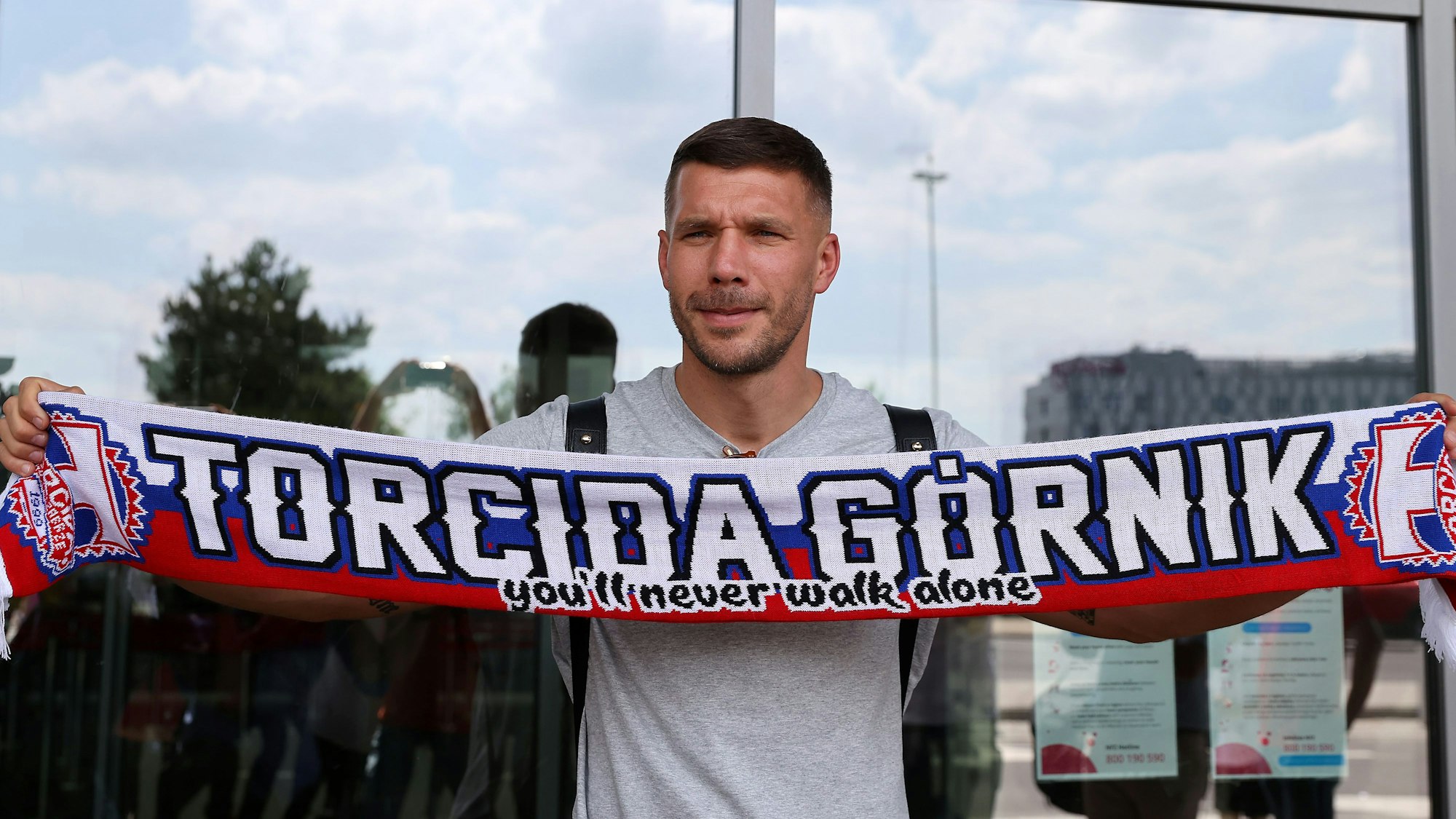 Lukas Podolski spielt auch kommende Saison beim polnischen Erstligisten Gornik Zabrze.